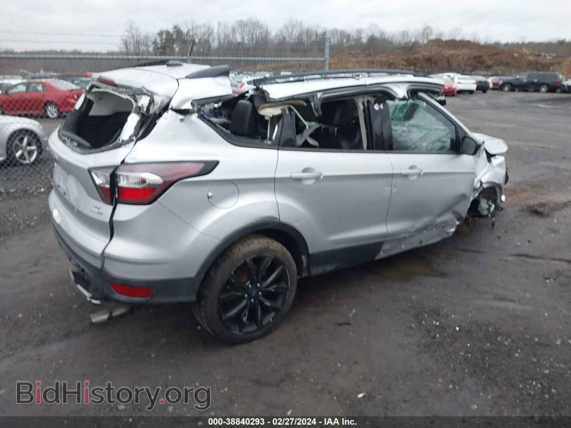 2017 FORD ESCAPE - VIN: 1FMCU9GD5HUD23619 - Фото 4