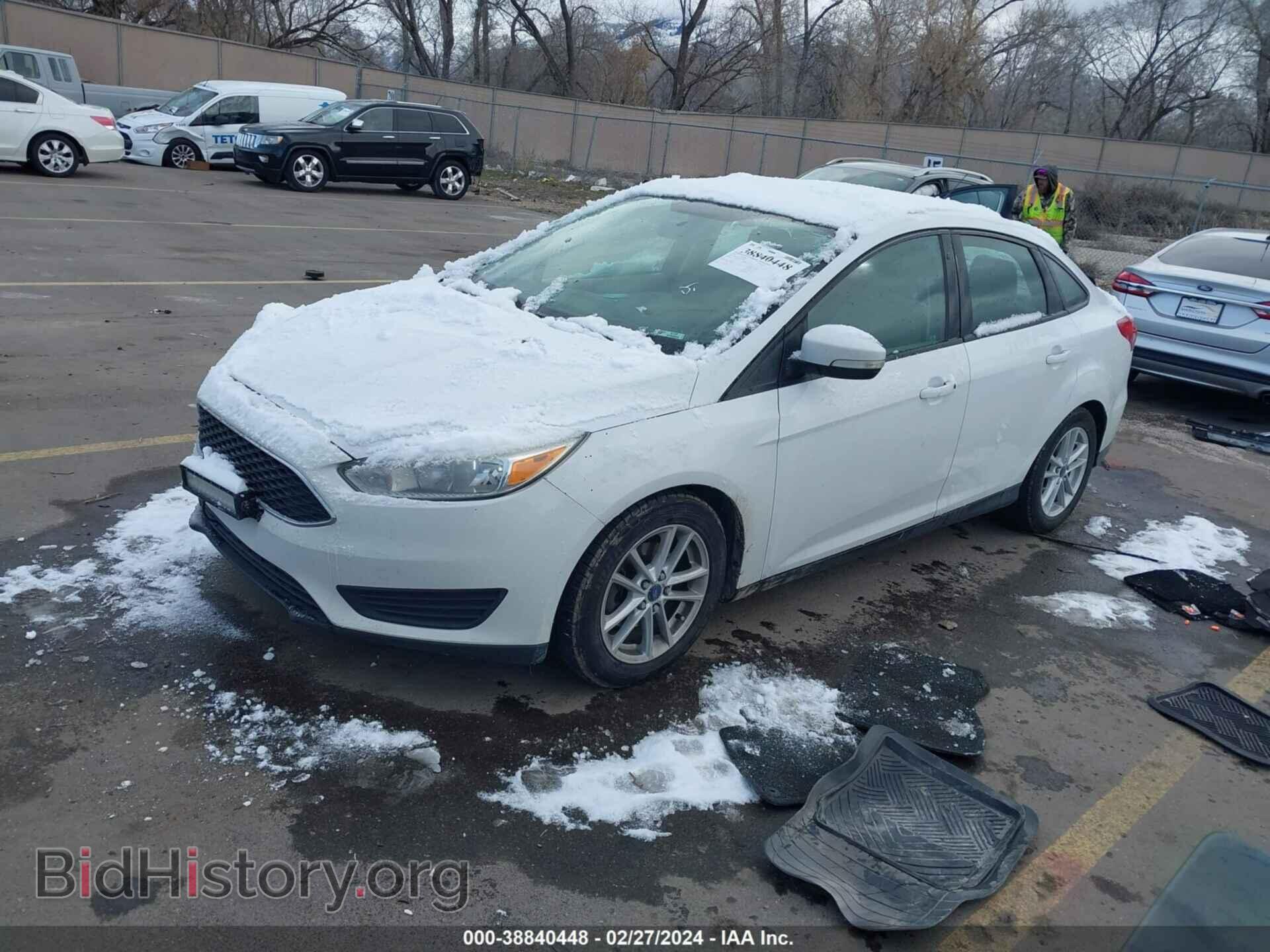 2016 FORD FOCUS - VIN: 1FADP3F29GL205824 - Фото 2