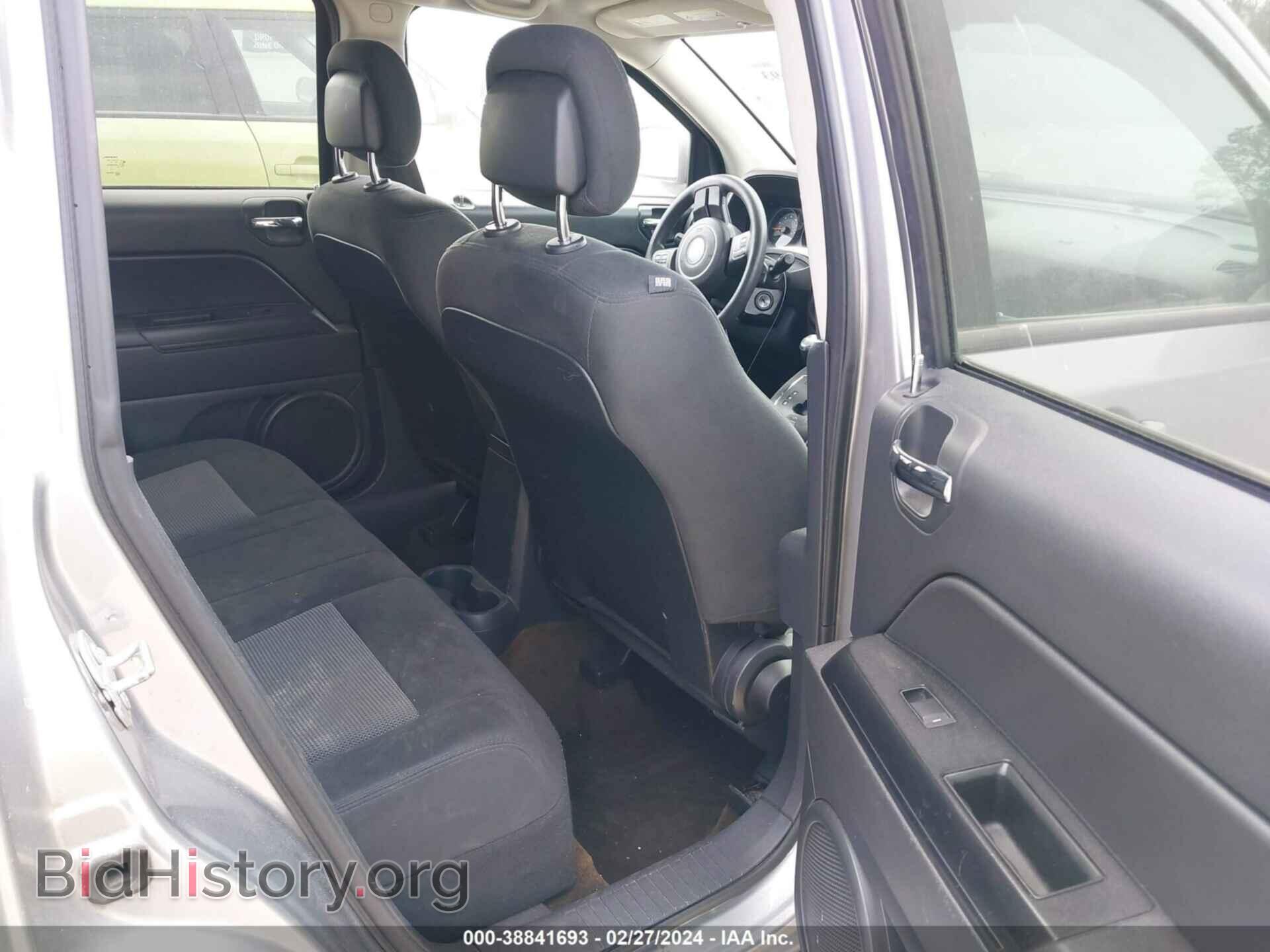 2016 JEEP COMPASS - VIN: 1C4NJCBA1GD743764 - Фото 8