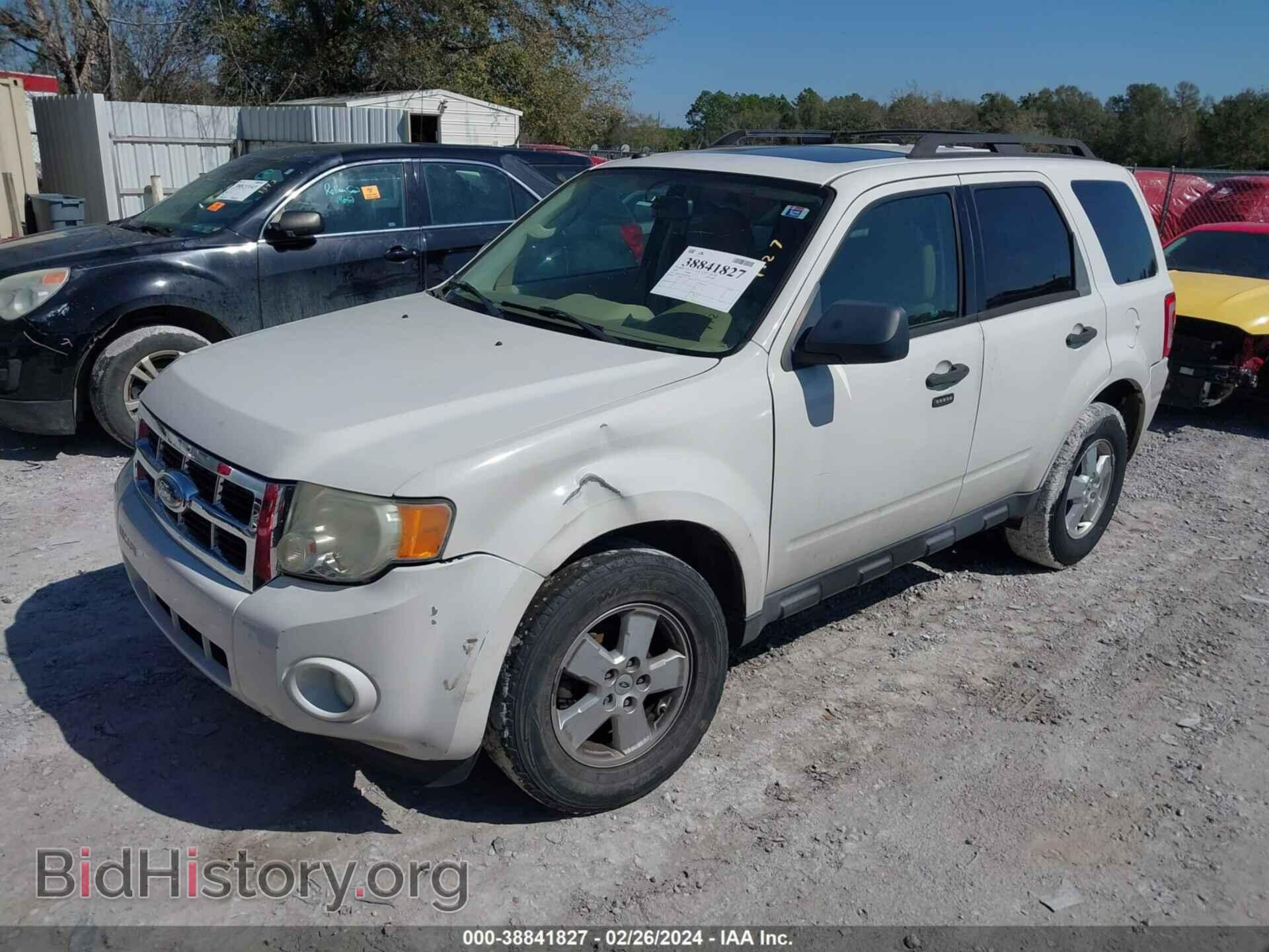 2009 FORD ESCAPE - VIN: 1FMCU03749KA07668 - Фото 2