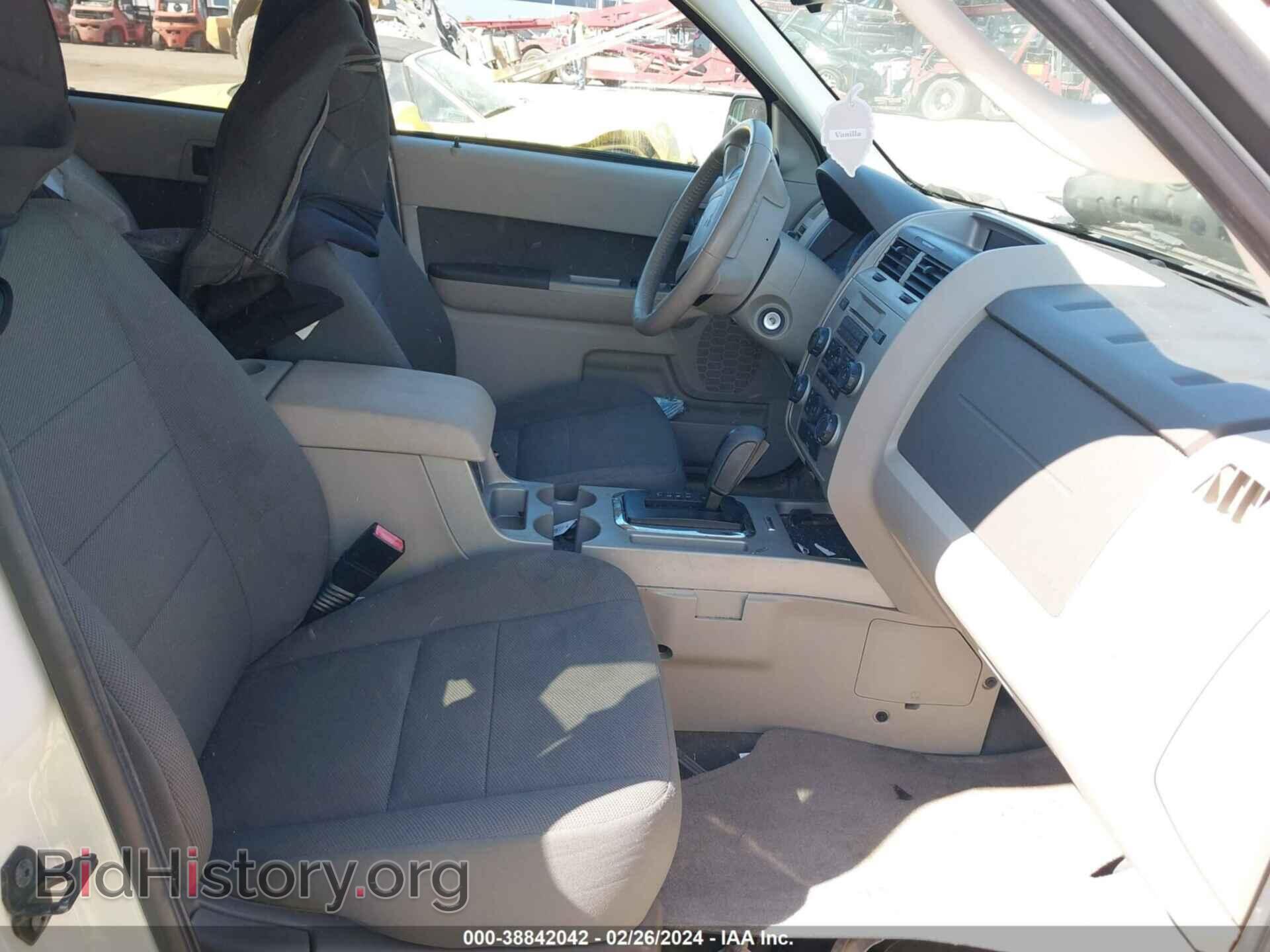 2010 FORD ESCAPE - VIN: 1FMCU0D7XAKB01136 - Фото 5