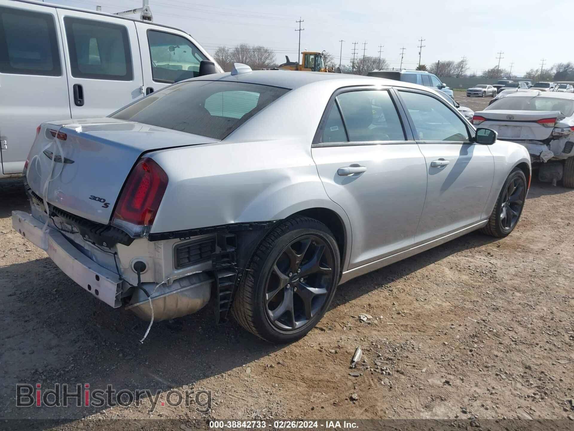 2023 CHRYSLER 300 - VIN: 2C3CCABG7PH620472 - Фото 4