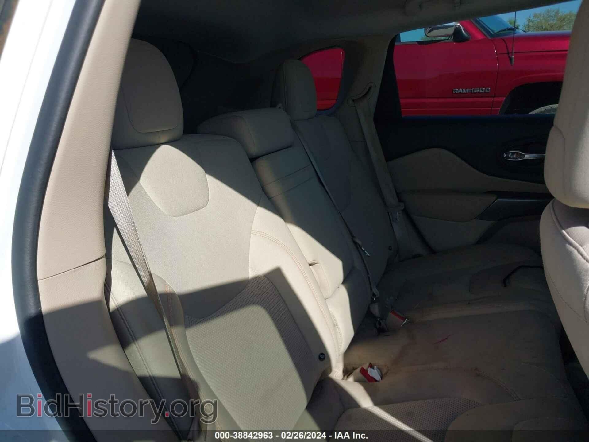 2019 JEEP CHEROKEE - VIN: 1C4PJMCB9KD163032 - Фото 8