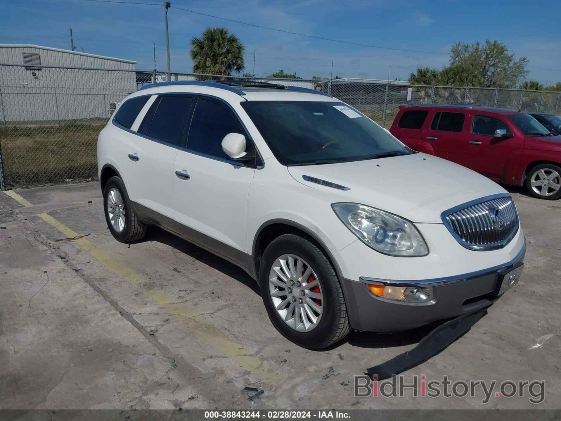 Photo 5GAKVBED5BJ124880 - BUICK ENCLAVE 2011