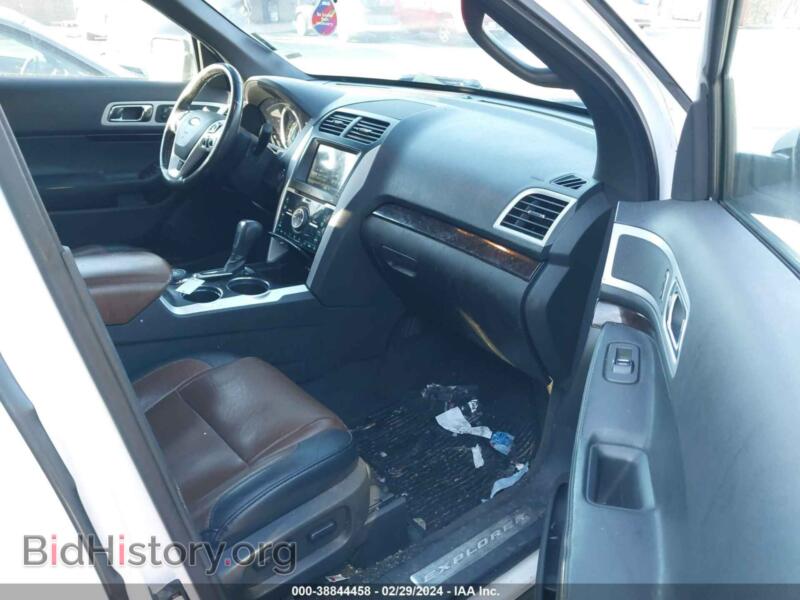 2011 Ford EXPLORER (VIN 1FMHK8F83BGA18460) — photo 5 of 16