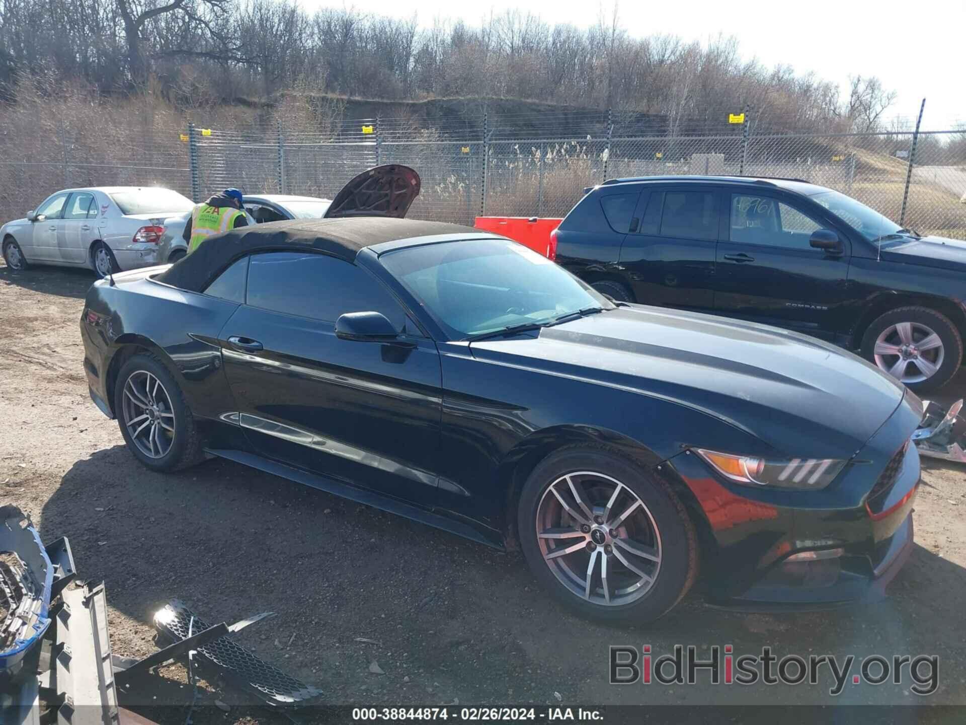 Photo 1FATP8UH3G5299543 - FORD MUSTANG 2016