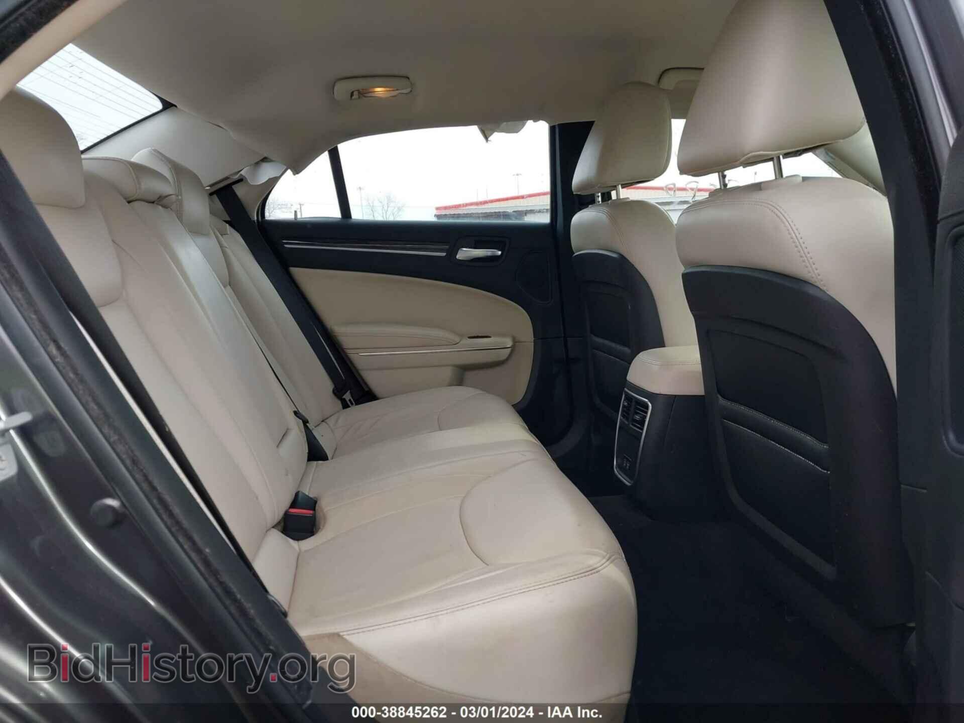 2015 CHRYSLER 300 - VIN: 2C3CCARG1FH781744 - Фото 8