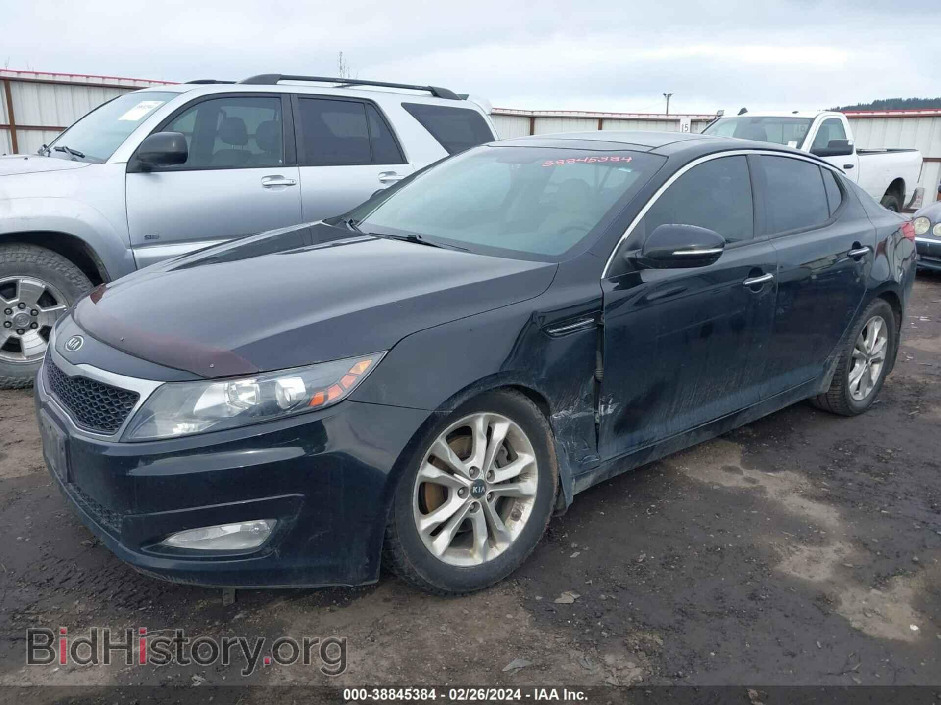 2011 KIA OPTIMA - VIN: KNAGN4A74B5172425 - Photo 2