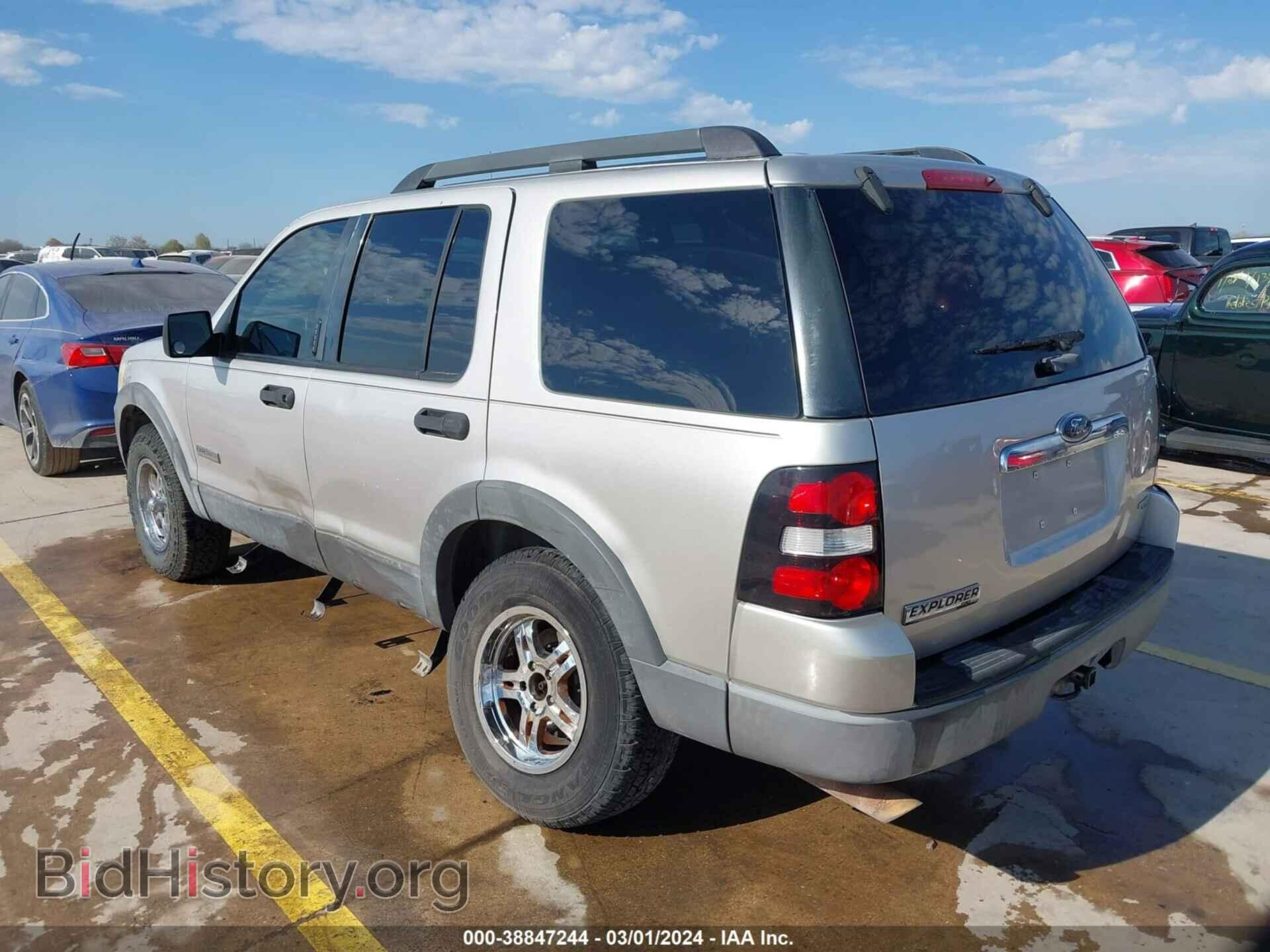 2006 FORD EXPLORER - VIN: 1FMEU63E16UB52256 - Фото 3