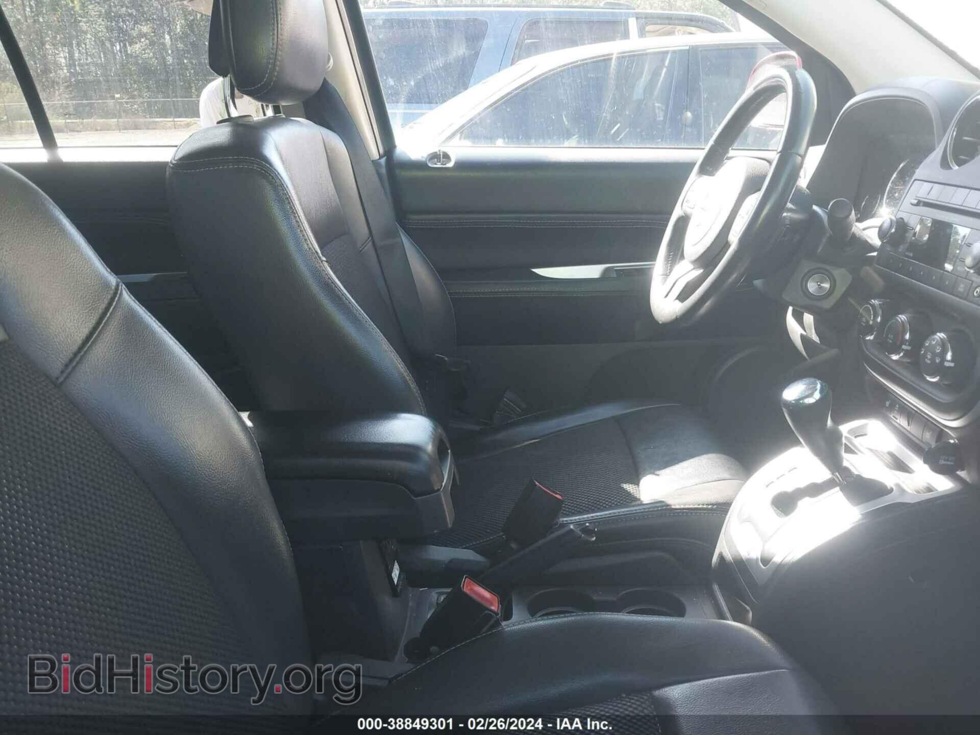 2014 JEEP COMPASS - VIN: 1C4NJDEB5ED665805 - Photo 5