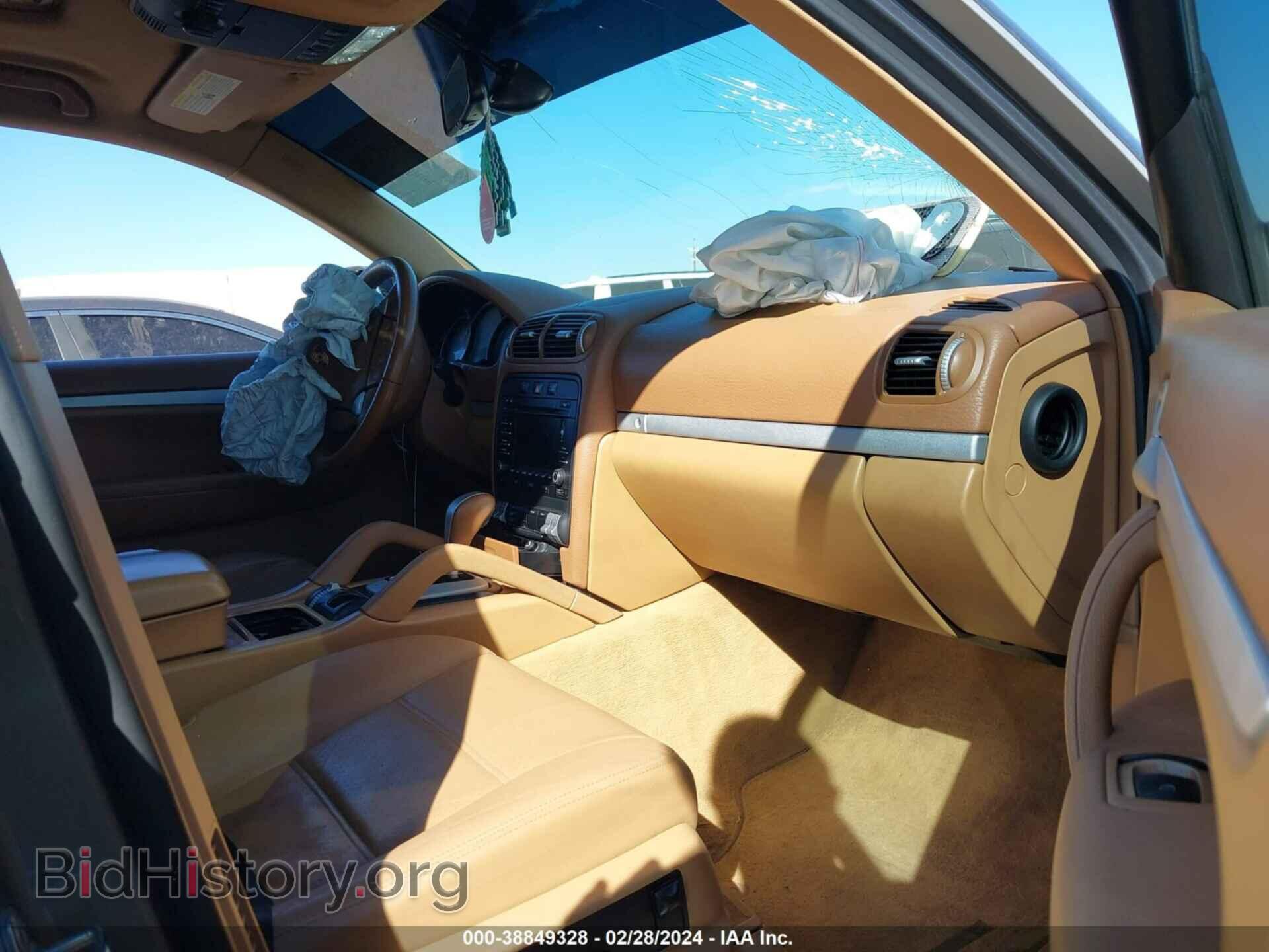 2010 PORSCHE CAYENNE - VIN: WP1AA2AP3ALA06236 - Фото 5