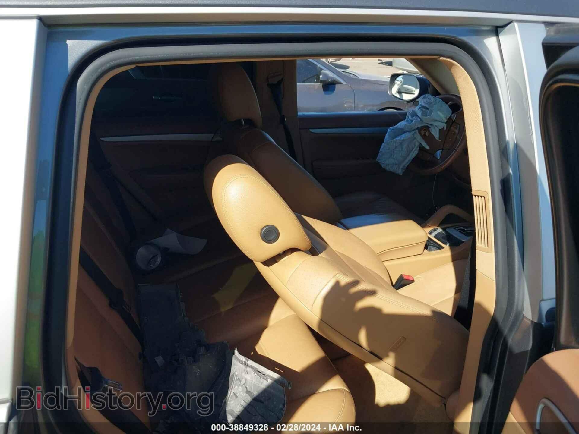 2010 PORSCHE CAYENNE - VIN: WP1AA2AP3ALA06236 - Фото 8