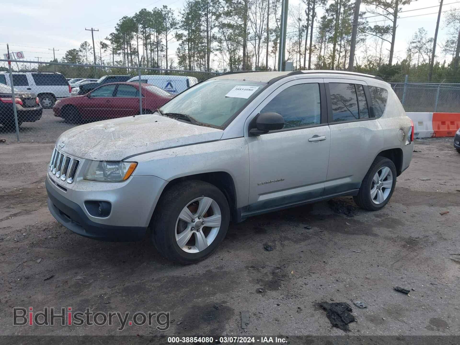 2011 JEEP COMPASS - VIN: 1J4NT1FB1BD159529 - Photo 2