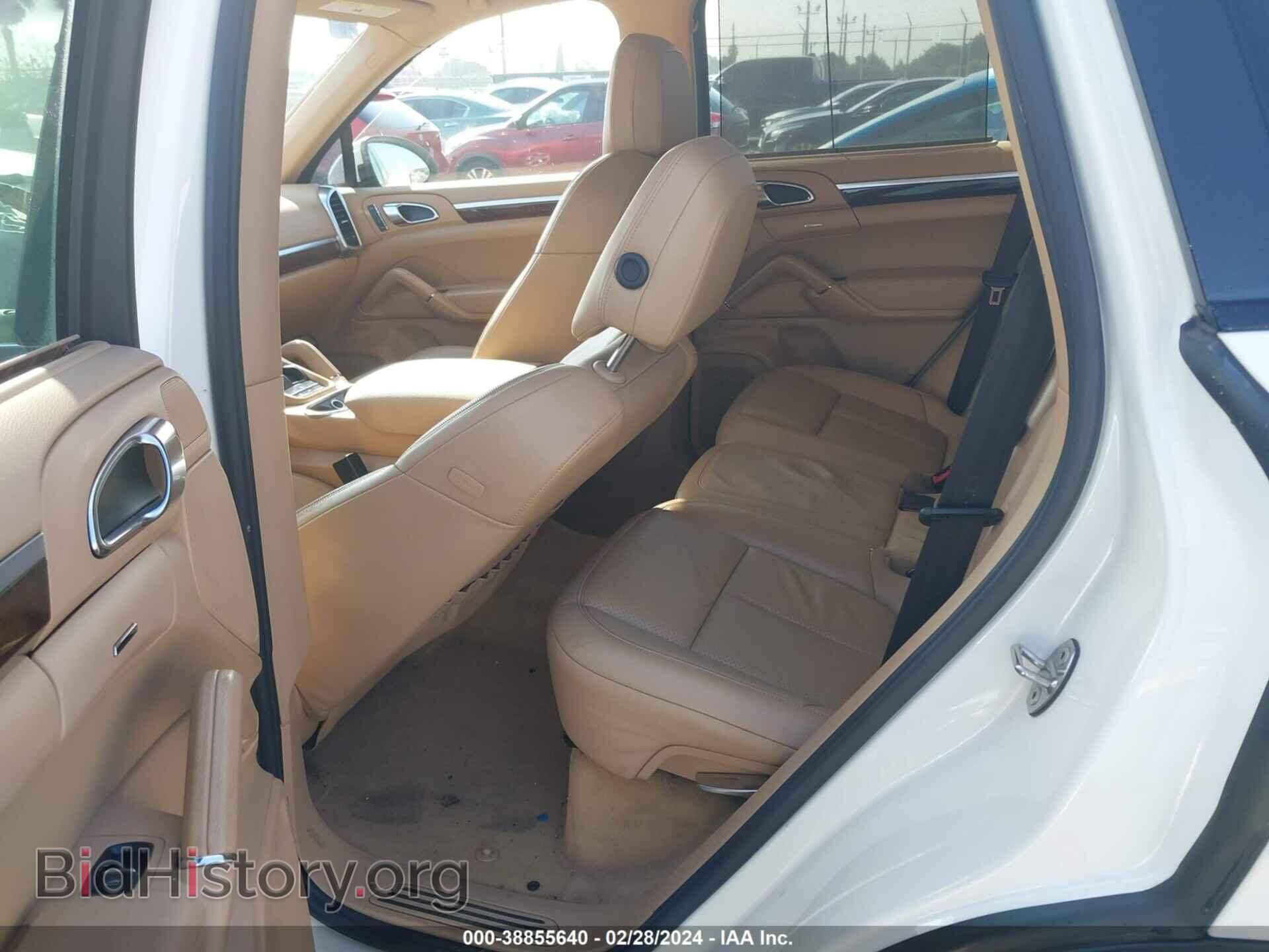 2011 PORSCHE CAYENNE - VIN: WP1AA2A27BLA05998 - Фото 8