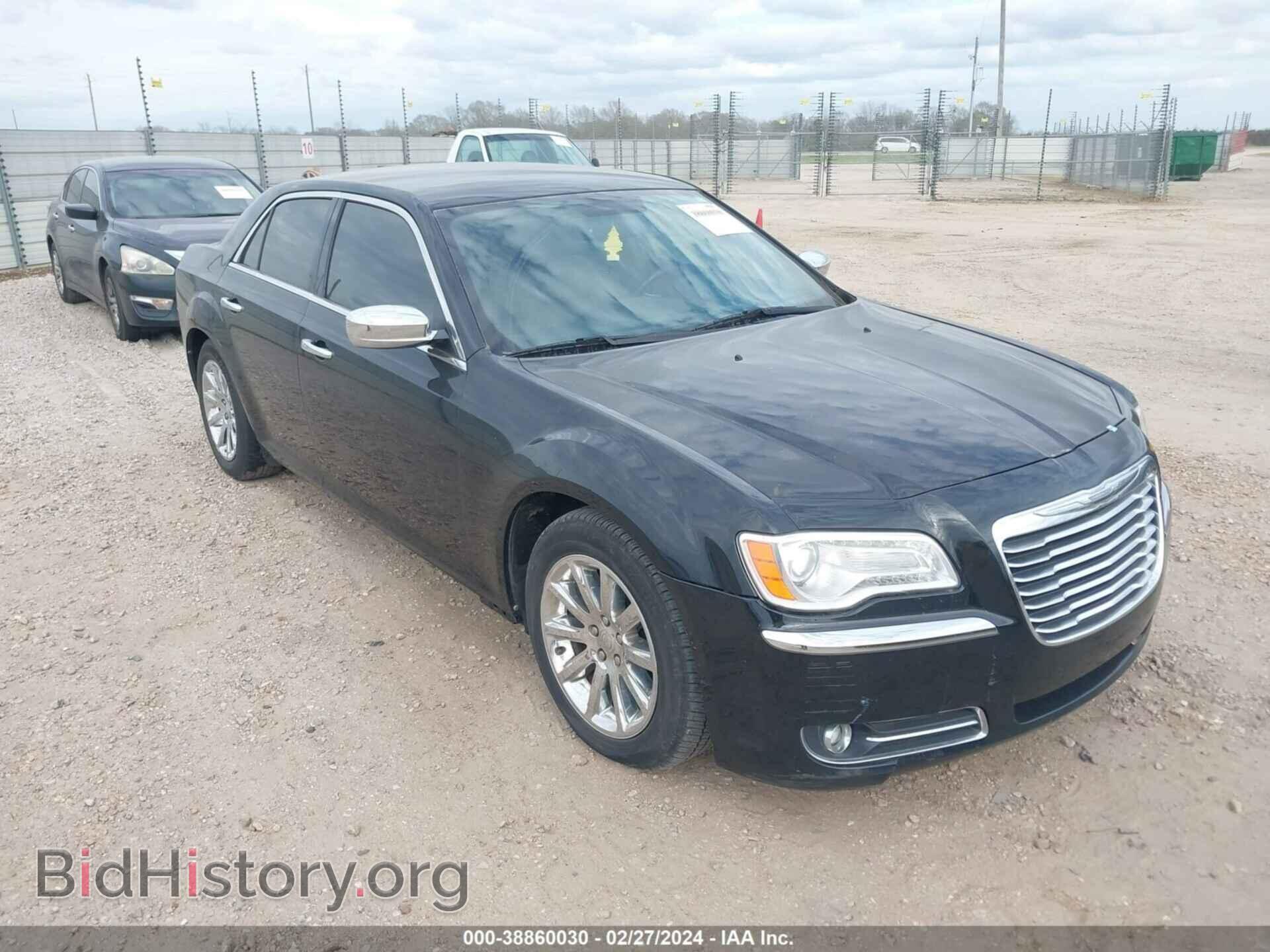 Photo 2C3CA5CG3BH594716 - CHRYSLER 300 2011
