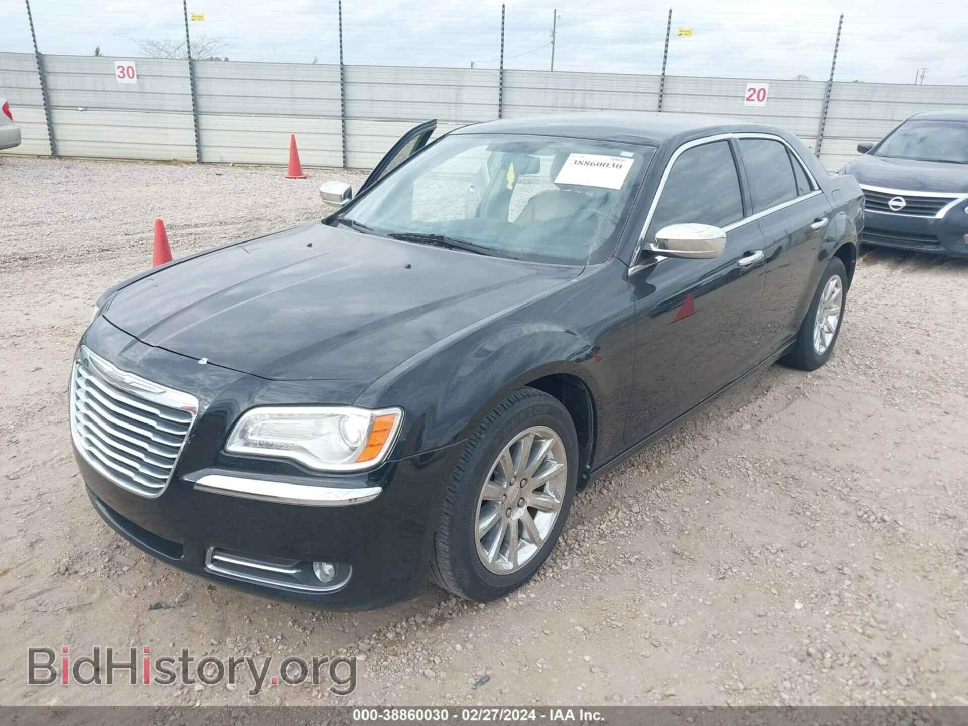 2011 CHRYSLER 300 - VIN: 2C3CA5CG3BH594716 - Фото 2
