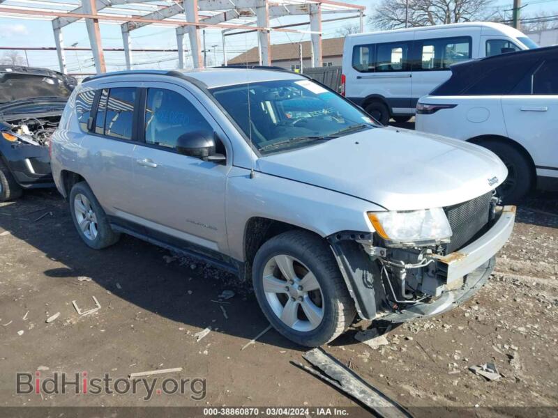2012 Jeep COMPASS Sport (VIN 1C4NJCBB7CD605438) — фото 1 из 12, IAAI, повреждение: передняя часть