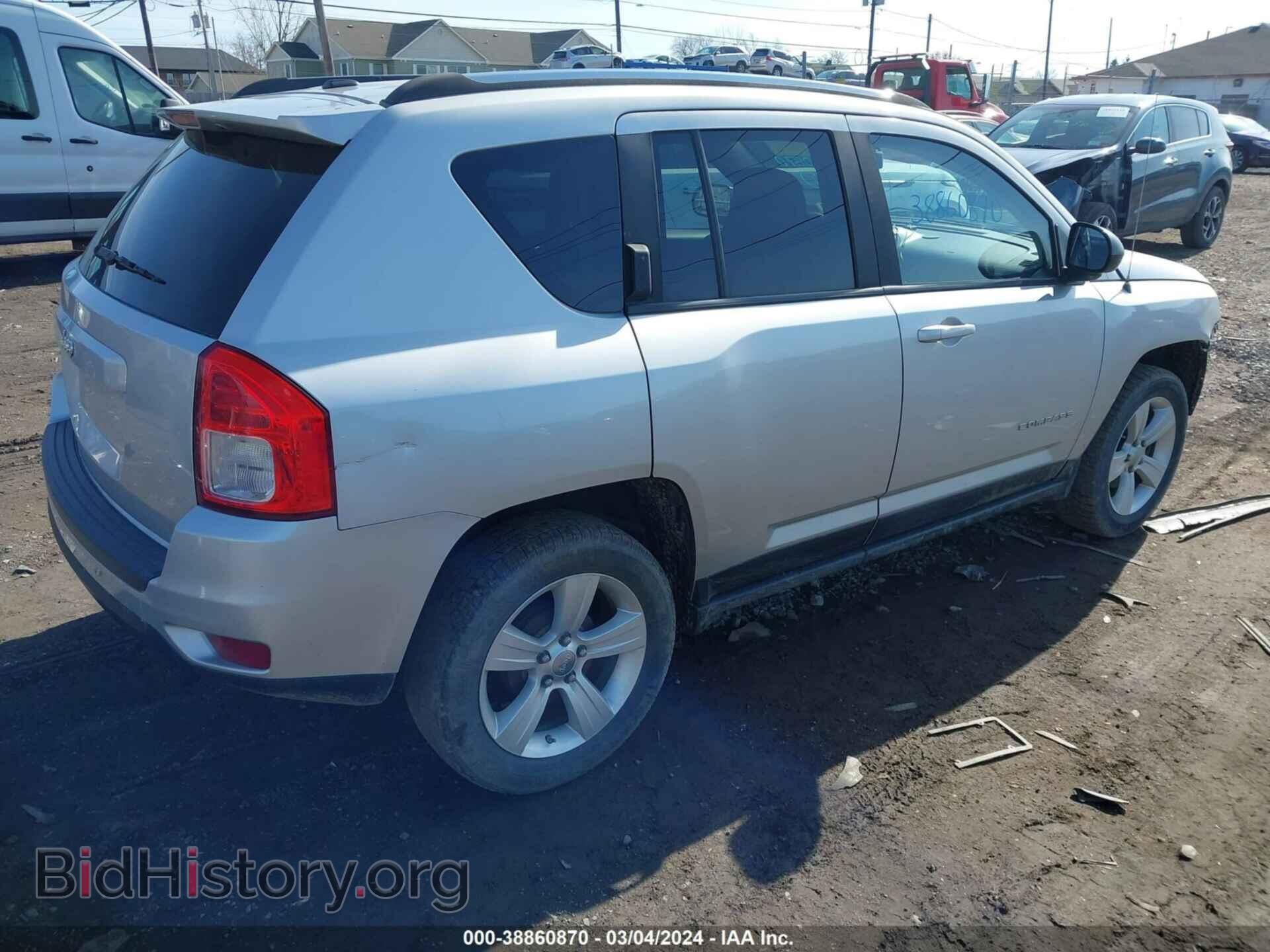 2012 JEEP COMPASS - VIN: 1C4NJCBB7CD605438 - Photo 4