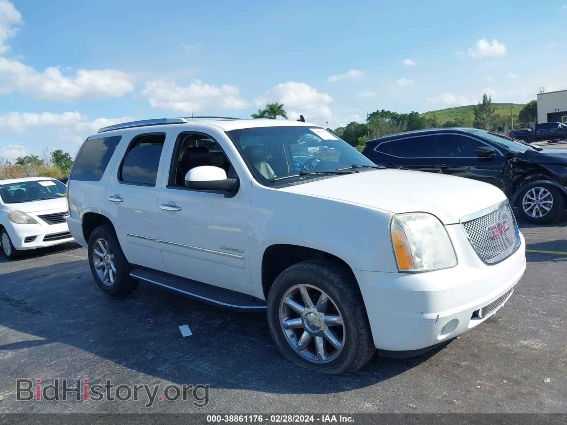 Photo 1GKS2EEF0BR390209 - GMC YUKON 2011