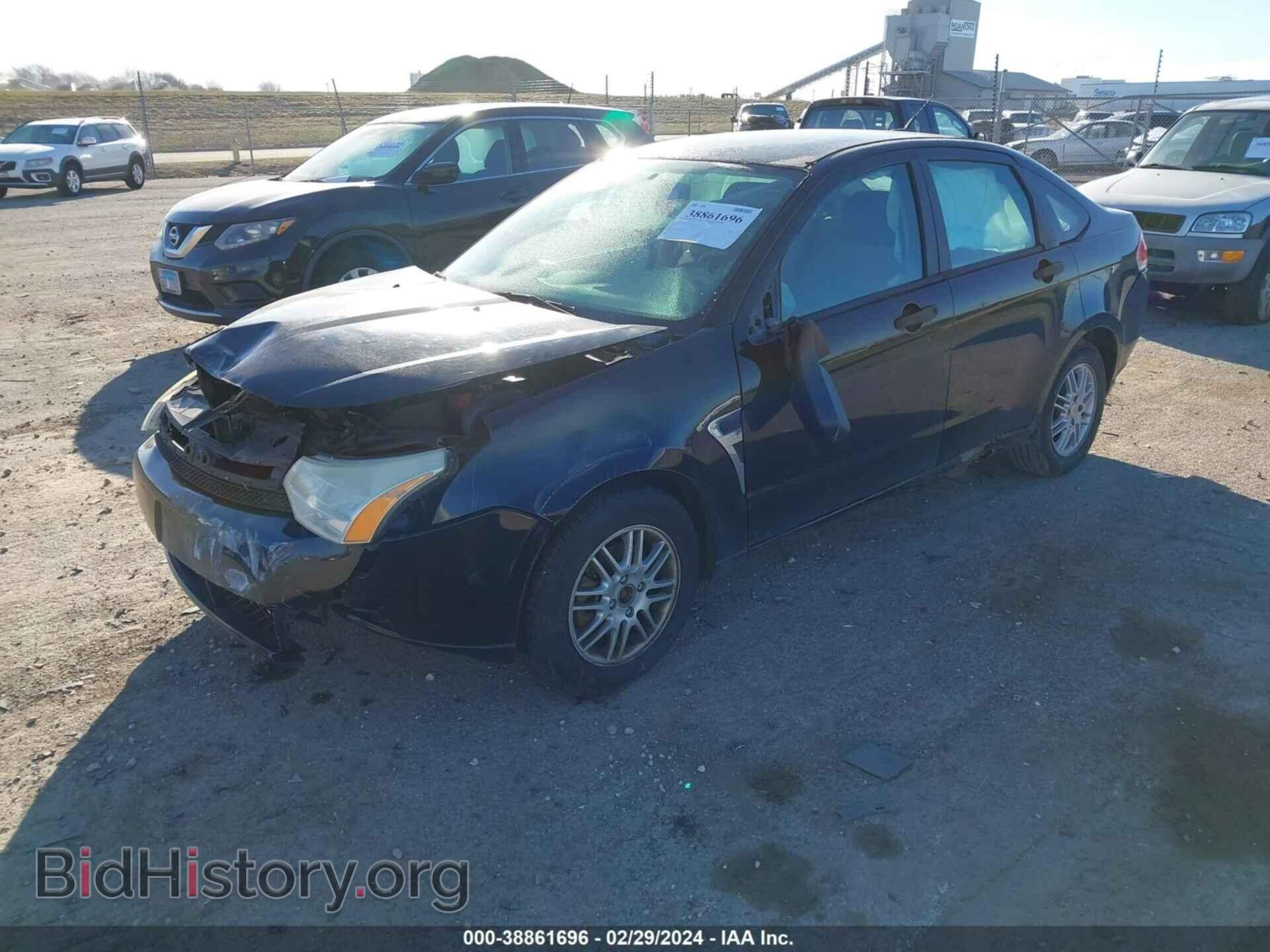 2008 FORD FOCUS - VIN: 1FAHP35N38W218775 - Фото 2