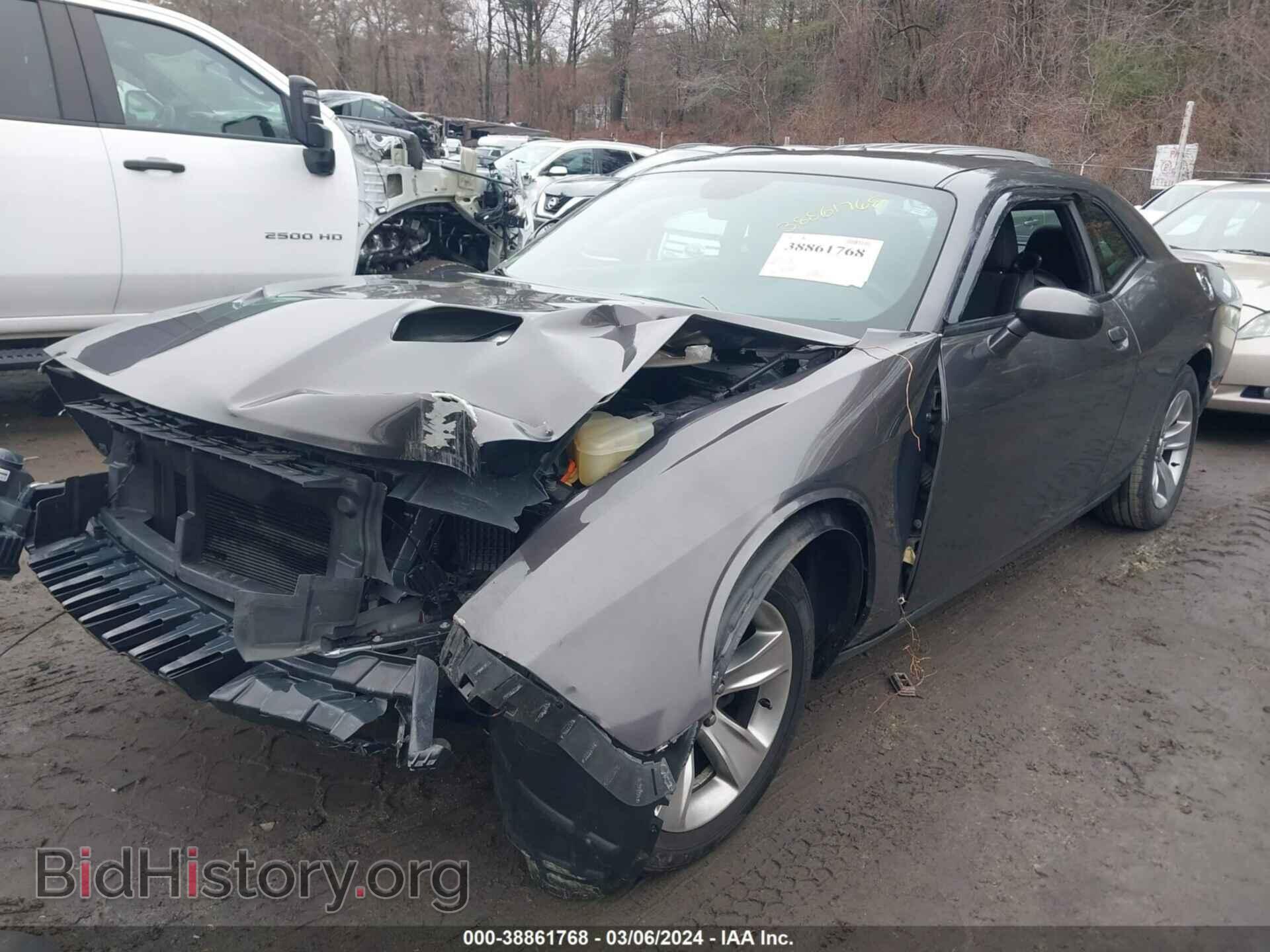 2018 DODGE CHALLENGER - VIN: 2C3CDZAG0JH241978 - Photo 2
