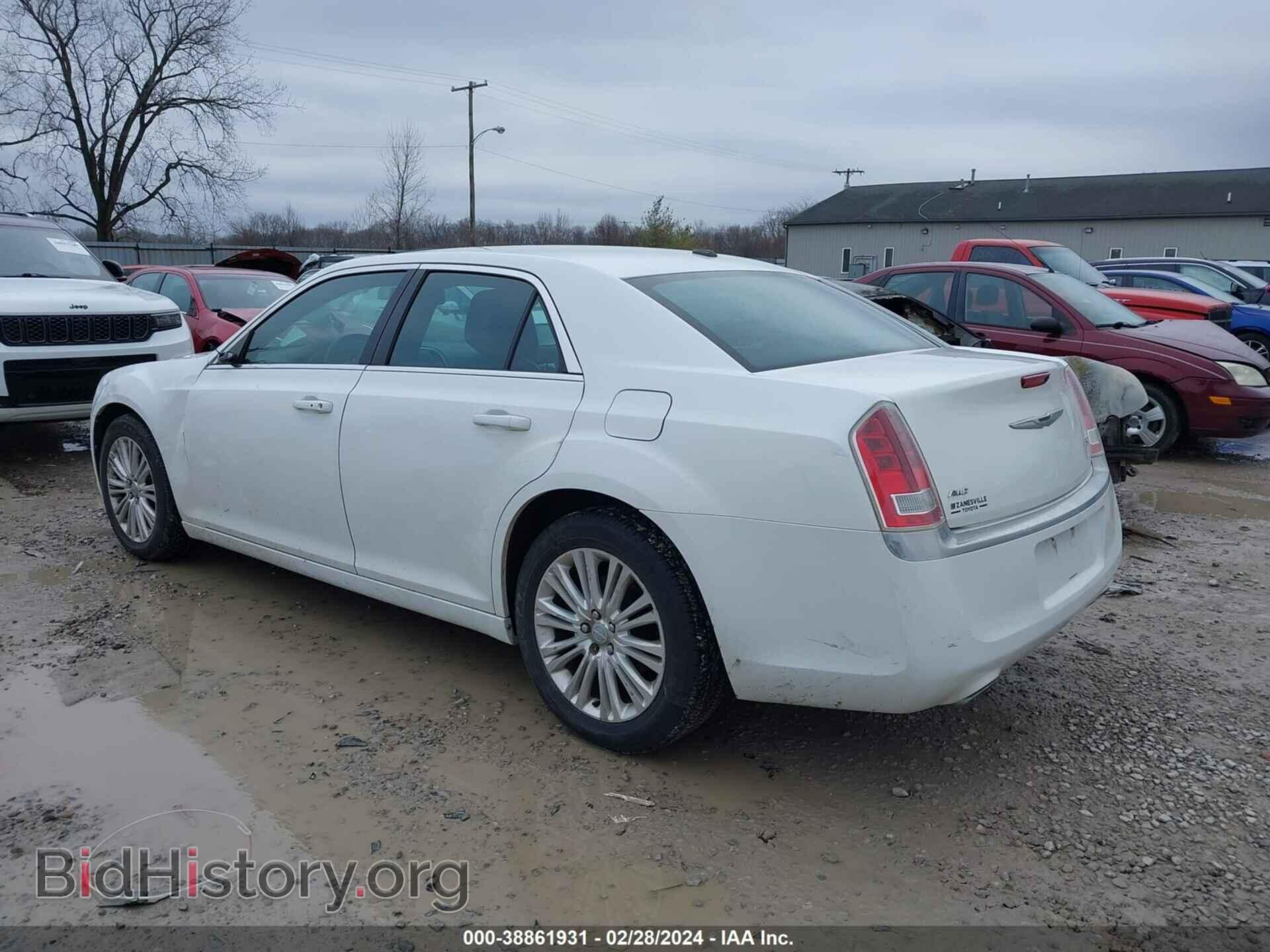 2013 CHRYSLER 300 - VIN: 2C3CCARG6DH699649 - Фото 3