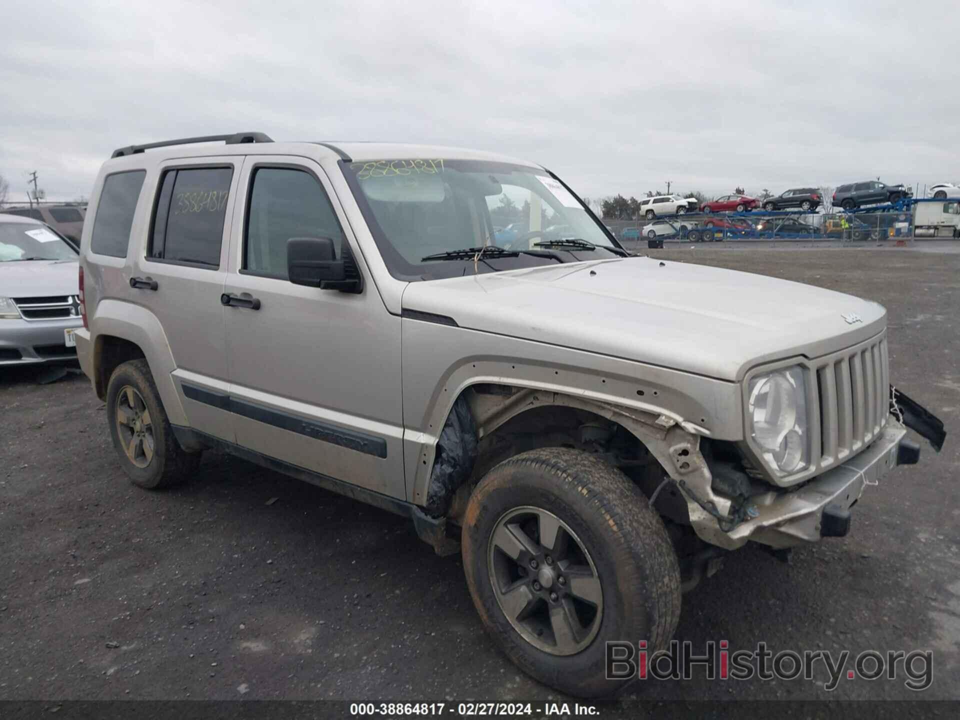 Photo 1J8GN28K98W193395 - JEEP LIBERTY 2008