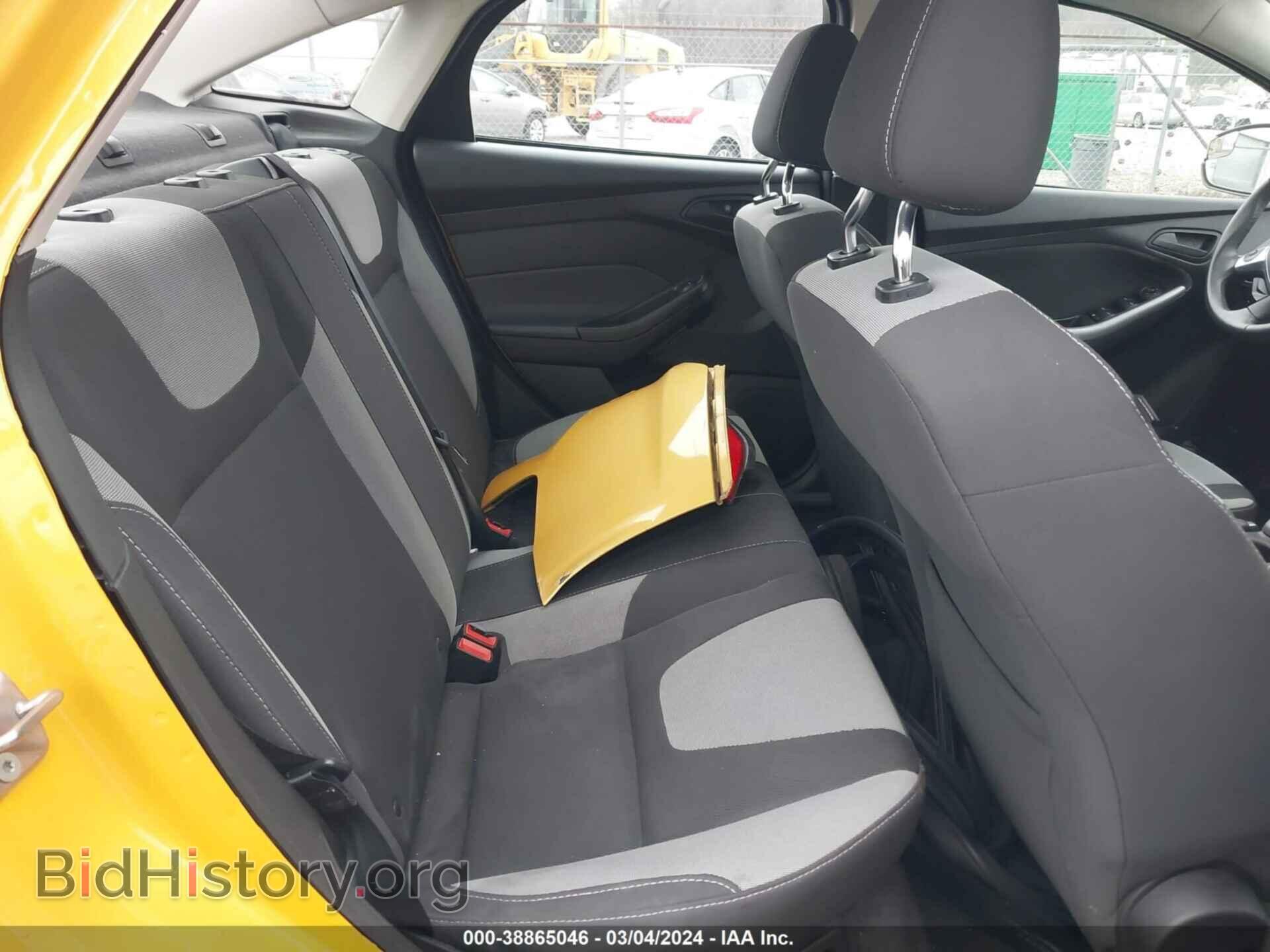 2012 FORD FOCUS - VIN: 1FAHP3F21CL266192 - Фото 8