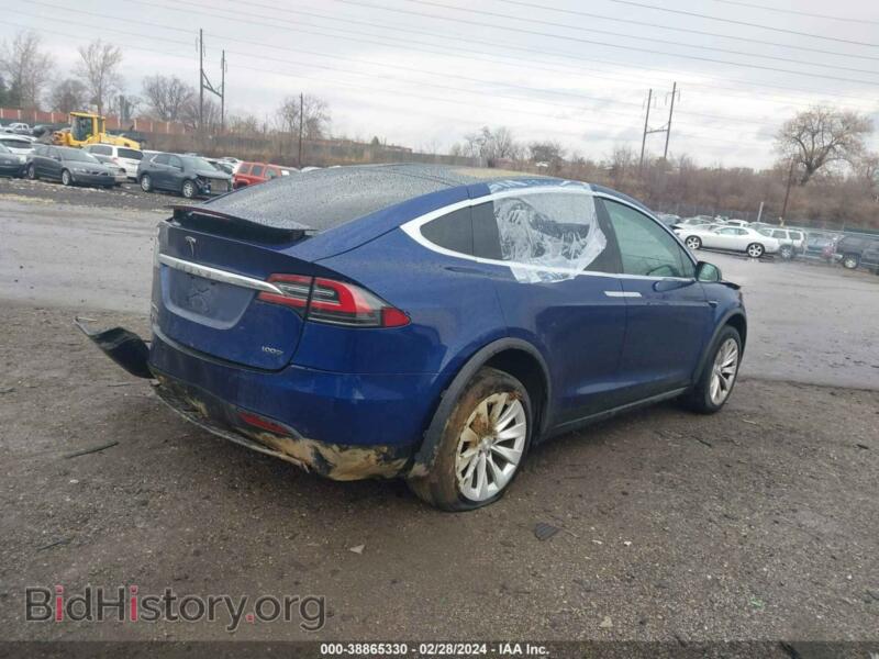 2017 Tesla MODEL X (VIN 5YJXCBE21HF065612) — фото 4 из 18