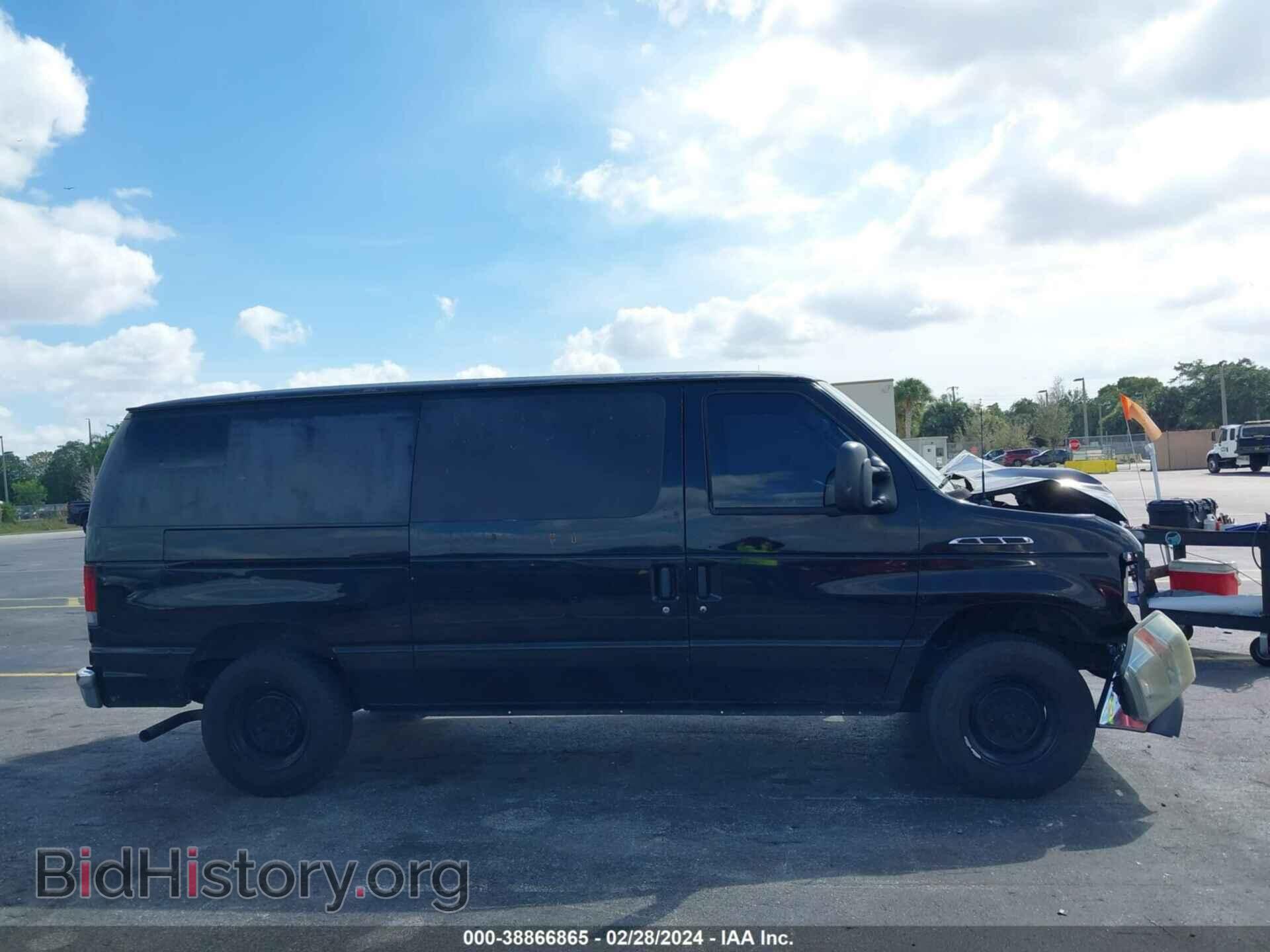 2011 FORD E-150 - VIN: 1FTNE1EW5BDA10917 - Фото 13
