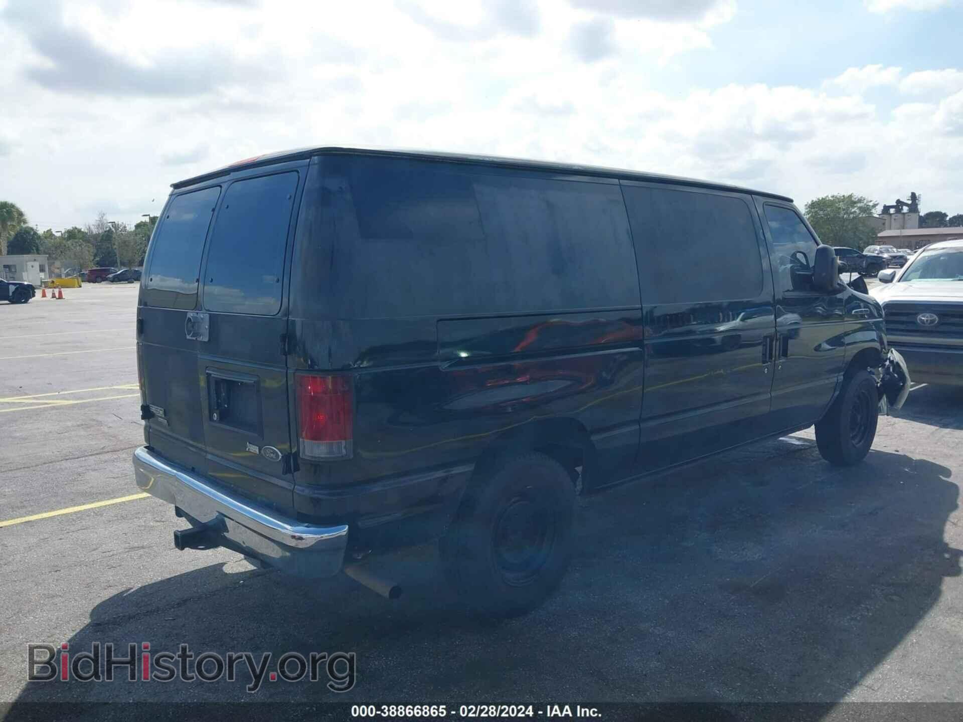 2011 FORD E-150 - VIN: 1FTNE1EW5BDA10917 - Фото 4