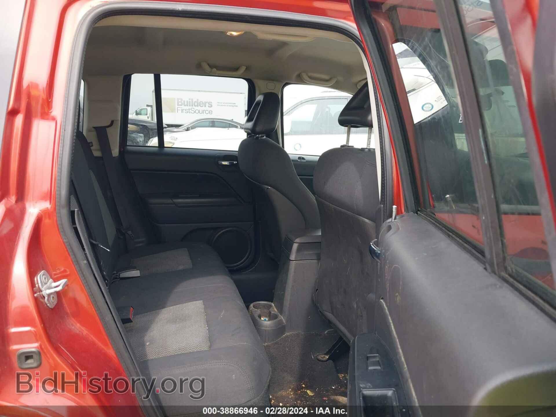 2009 JEEP COMPASS - VIN: 1J4FT47B29D196426 - Фото 8