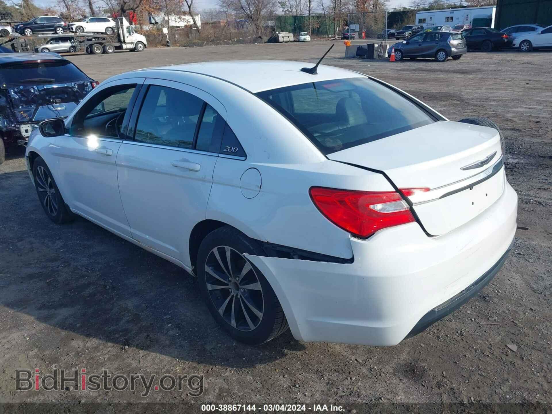 2011 CHRYSLER 200 - VIN: 1C3BC8FG5BN567799 - Фото 3