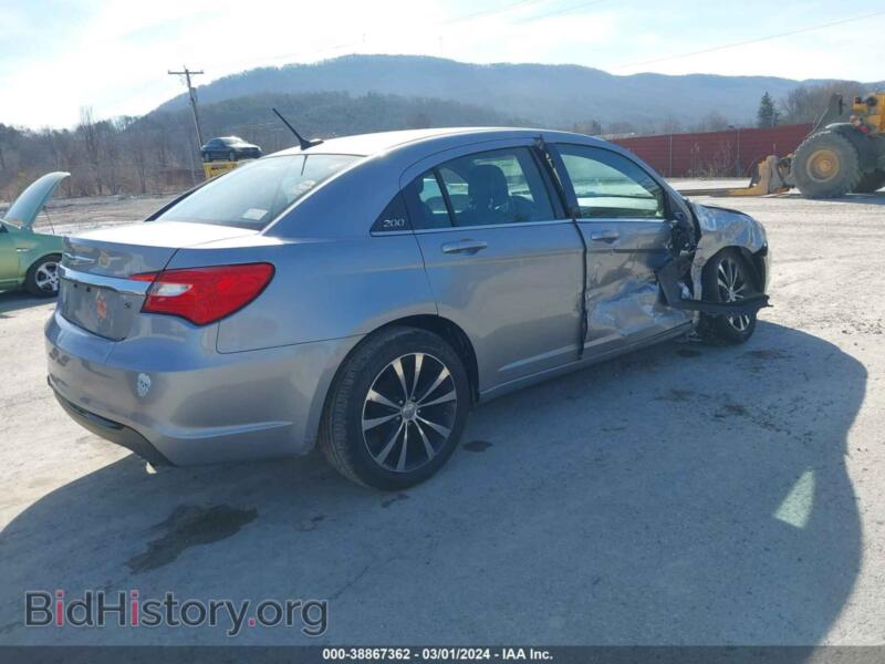 2013 Chrysler 200 (VIN 1C3CCBBB0DN570950) — фото 4 из 16