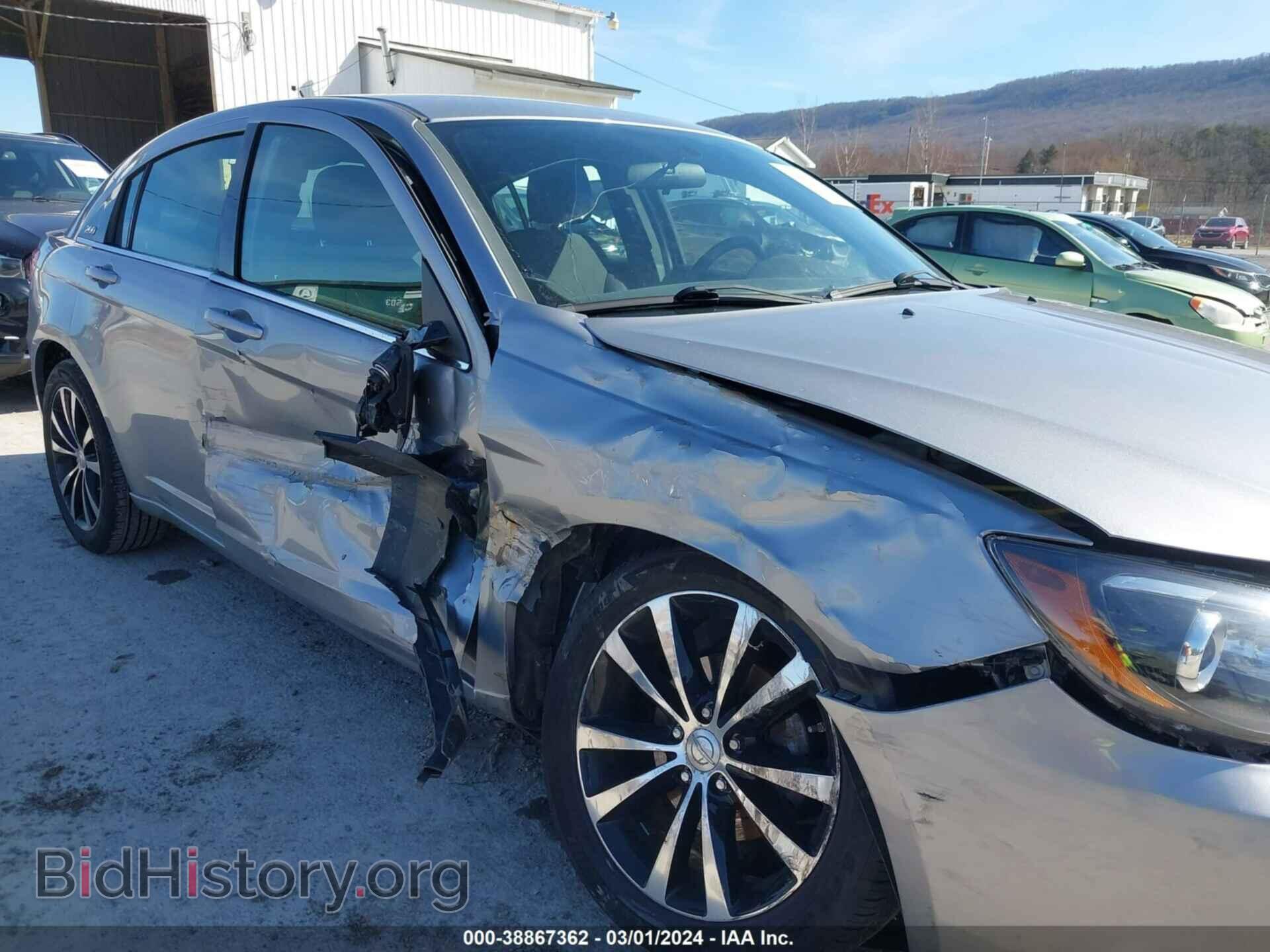 2013 CHRYSLER 200 - VIN: 1C3CCBBB0DN570950 - Фото 6