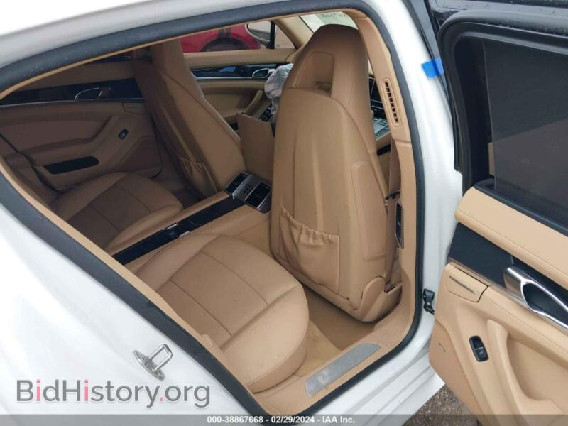 2011 Porsche PANAMERA (VIN WP0AA2A74BL011075) — фото 8 из 16