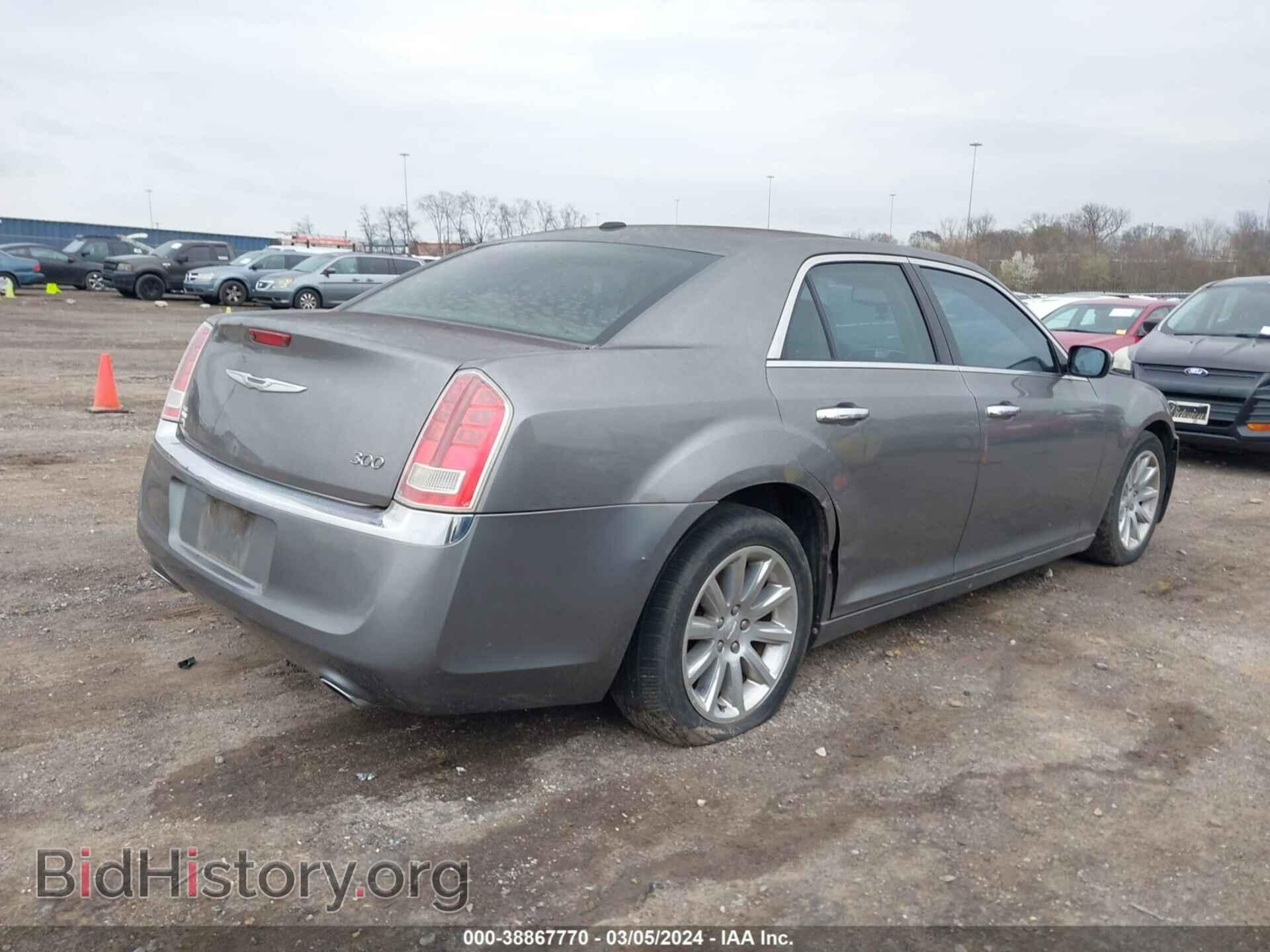 2012 CHRYSLER 300 - VIN: 2C3CCACG7CH138724 - Фото 4