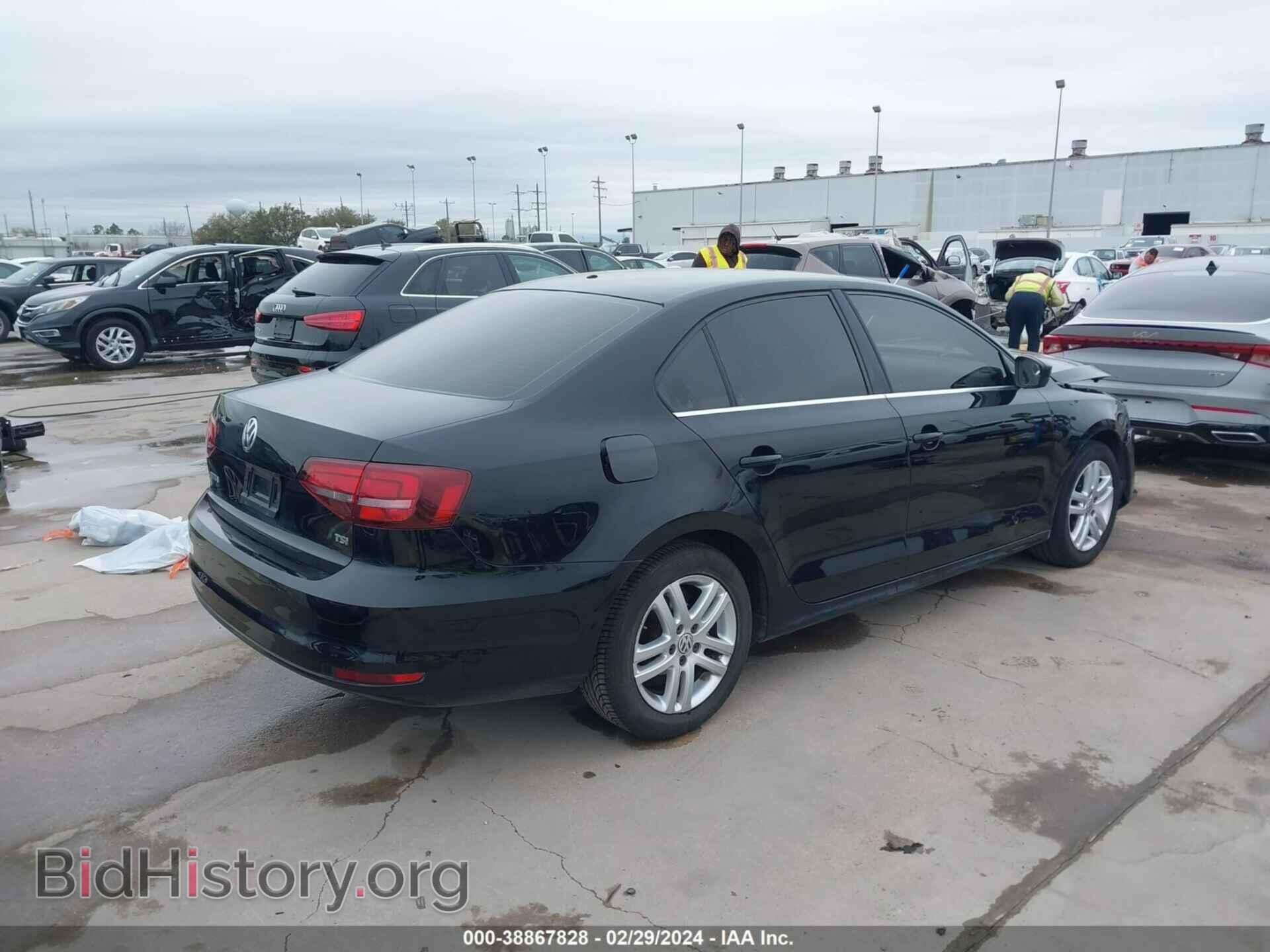 2017 VOLKSWAGEN JETTA - VIN: 3VW2B7AJ3HM247716 - Фото 4