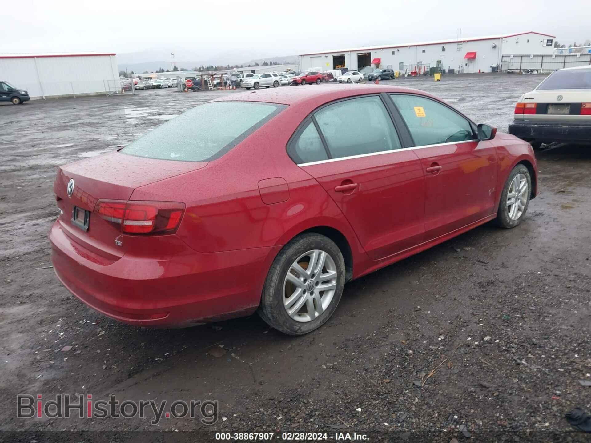 2017 VOLKSWAGEN JETTA - VIN: 3VW2B7AJ5HM229864 - Фото 4