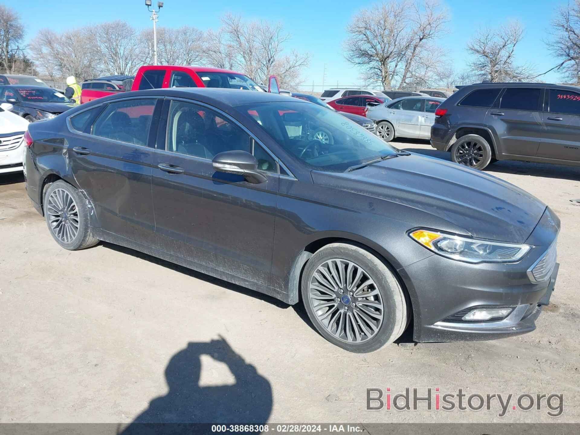 Photo 3FA6P0D9XJR226178 - FORD FUSION 2018