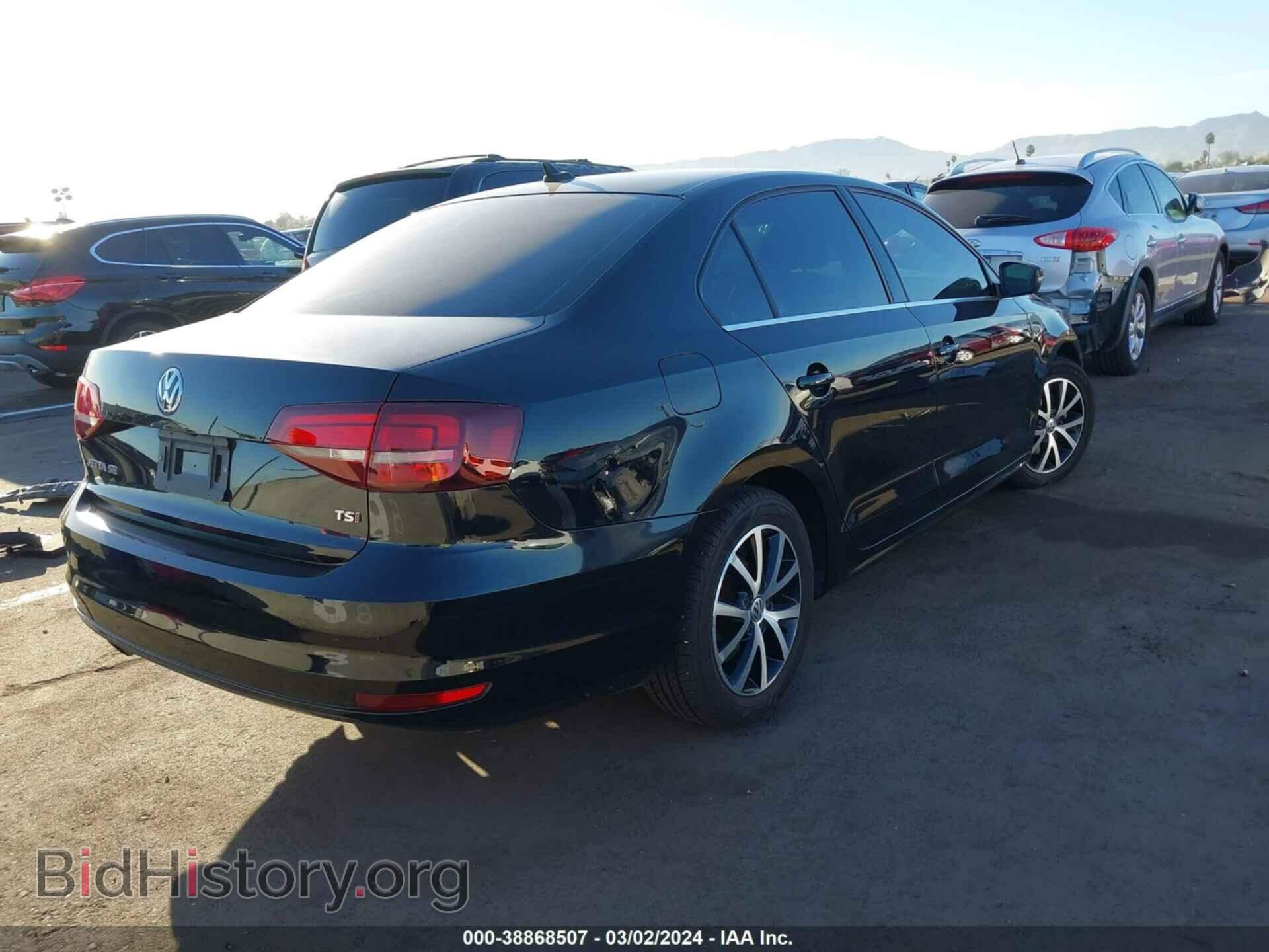 2017 VOLKSWAGEN JETTA - VIN: 3VWDB7AJ3HM201568 - Фото 4