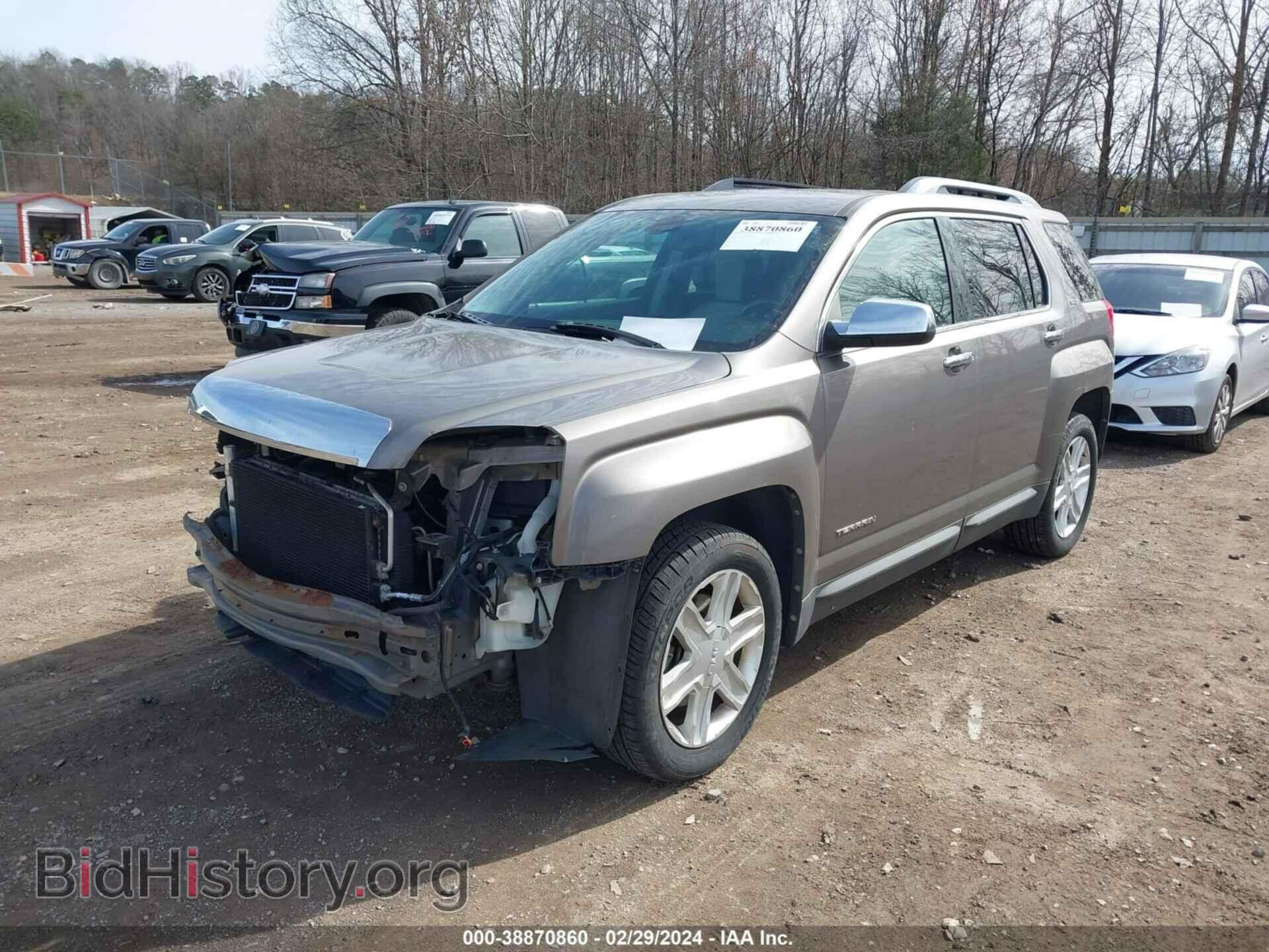 2011 GMC TERRAIN - VIN: 2CTFLXE57B6229952 - Photo 2