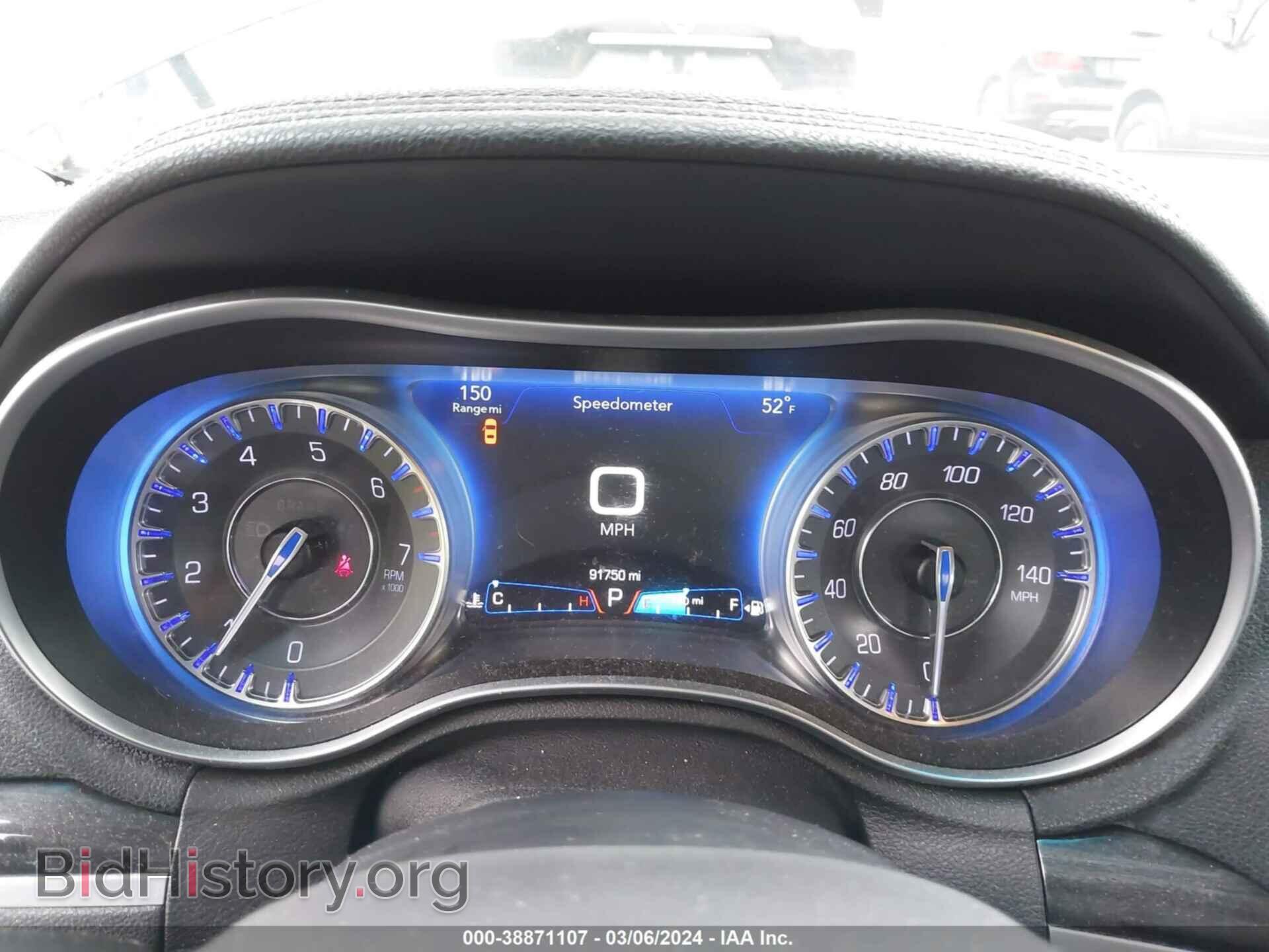 2016 CHRYSLER 300 - VIN: 2C3CCARG3GH262020 - Фото 7