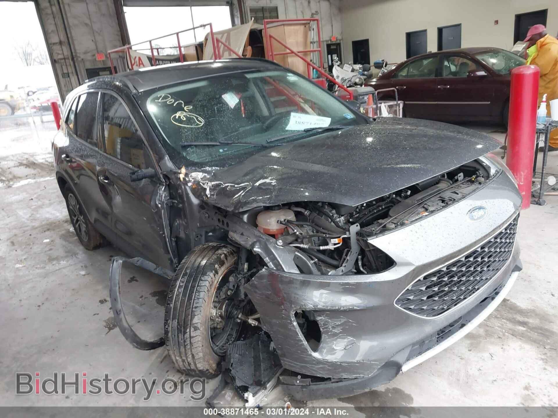 Photo 1FMCU9H66LUA81447 - FORD ESCAPE 2020