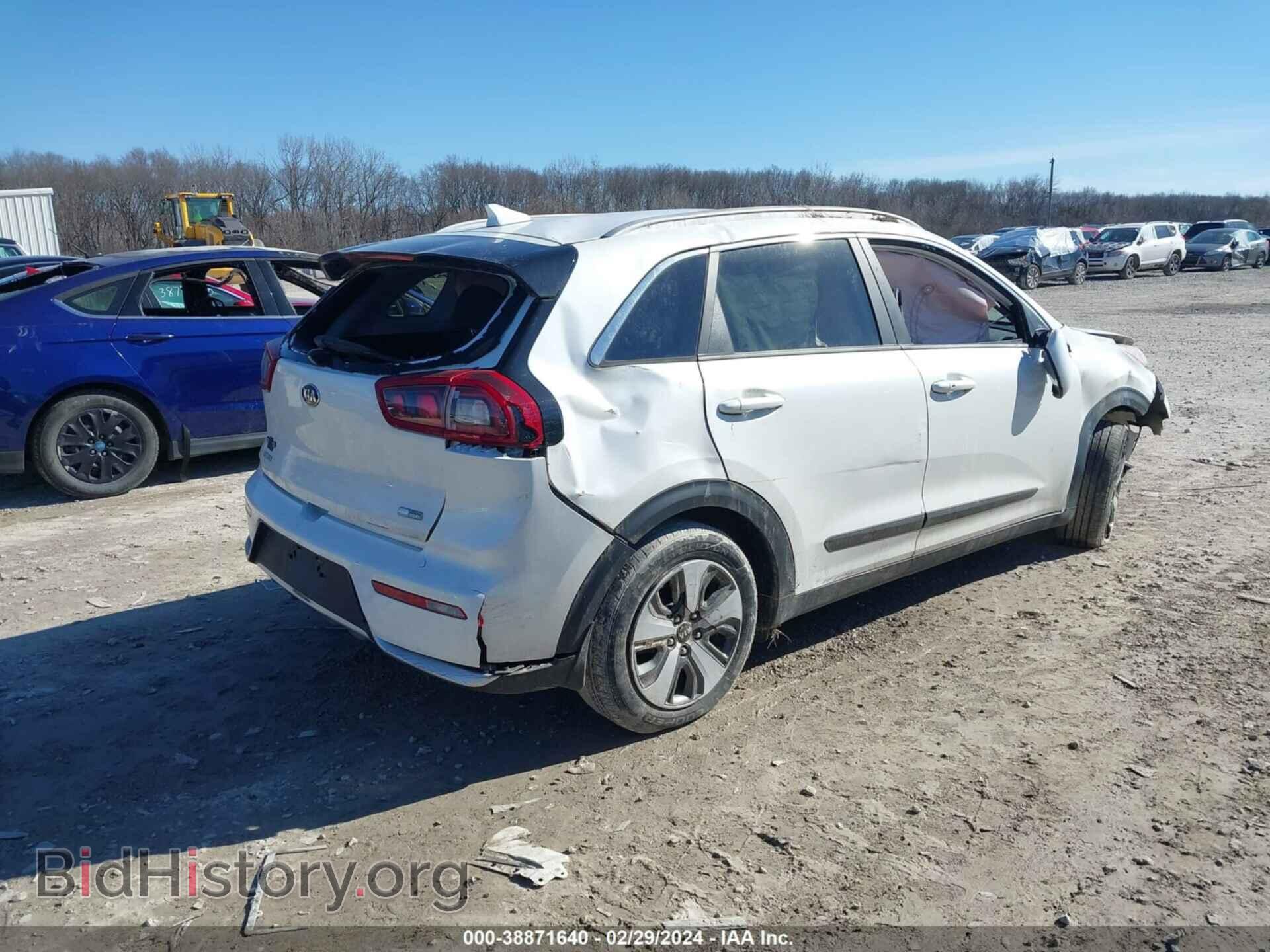 2017 KIA NIRO - VIN: KNDCB3LCXH5095213 - Фото 4