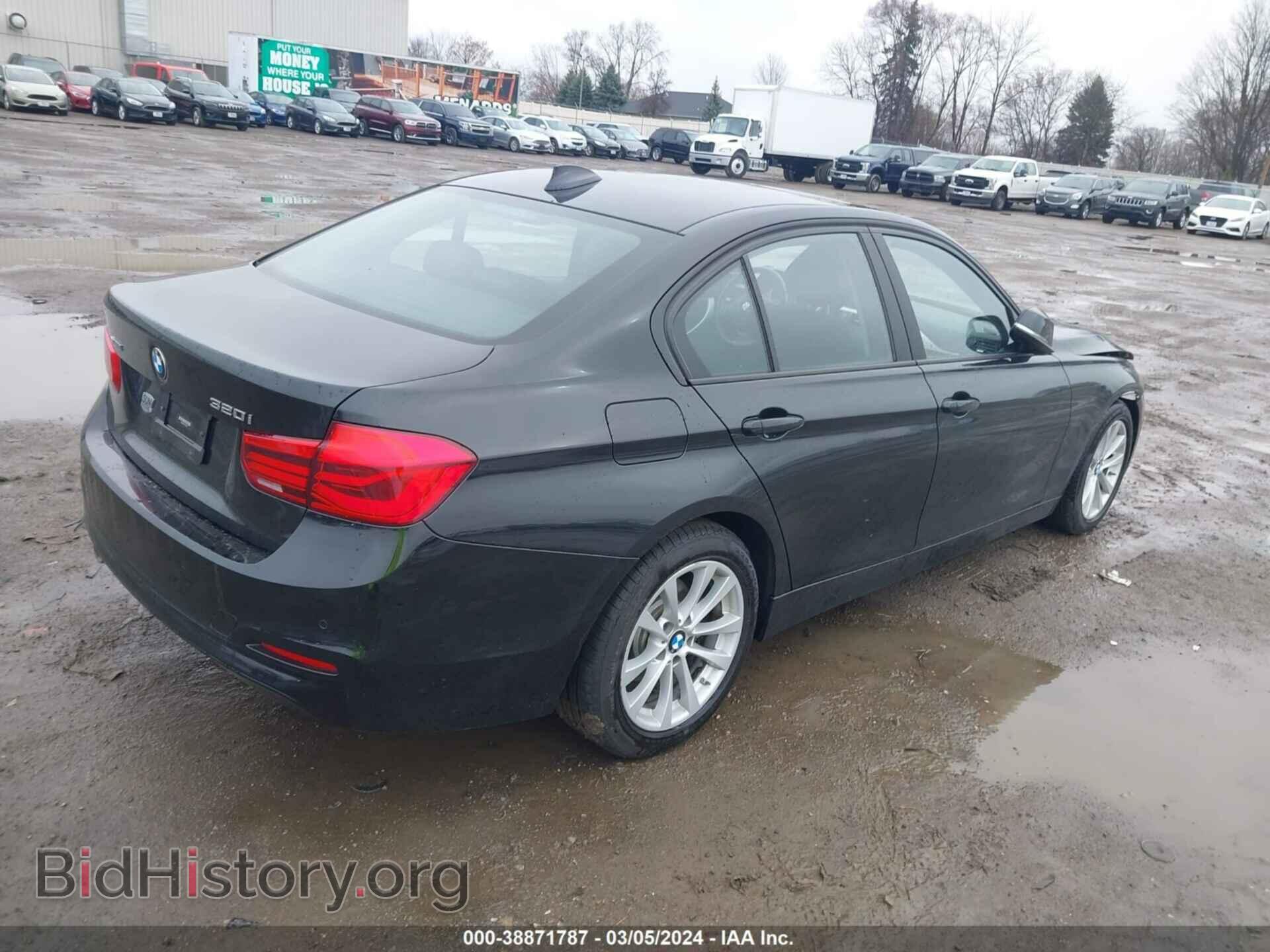 2017 BMW 320I - VIN: WBA8A3C57HK691095 - Фото 4