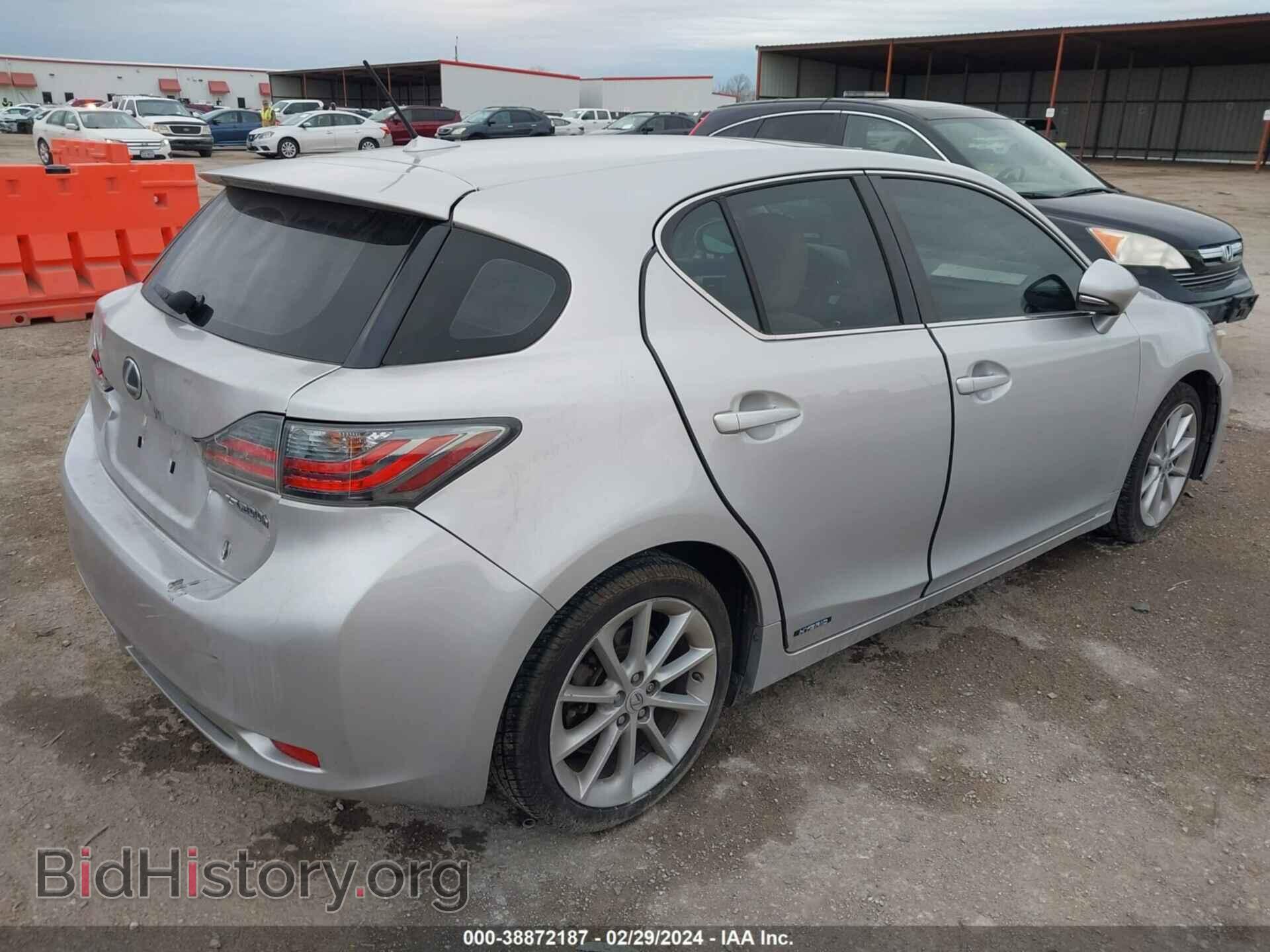 2011 LEXUS CT 200H - VIN: JTHKD5BH4B2034980 - Фото 4