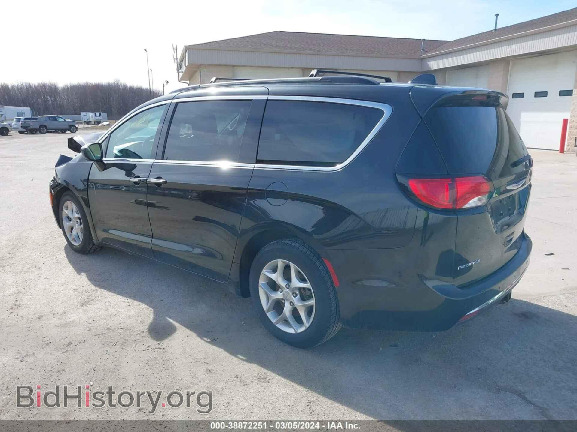 2018 CHRYSLER PACIFICA - VIN: 2C4RC1FGXJR316666 - Фото 3