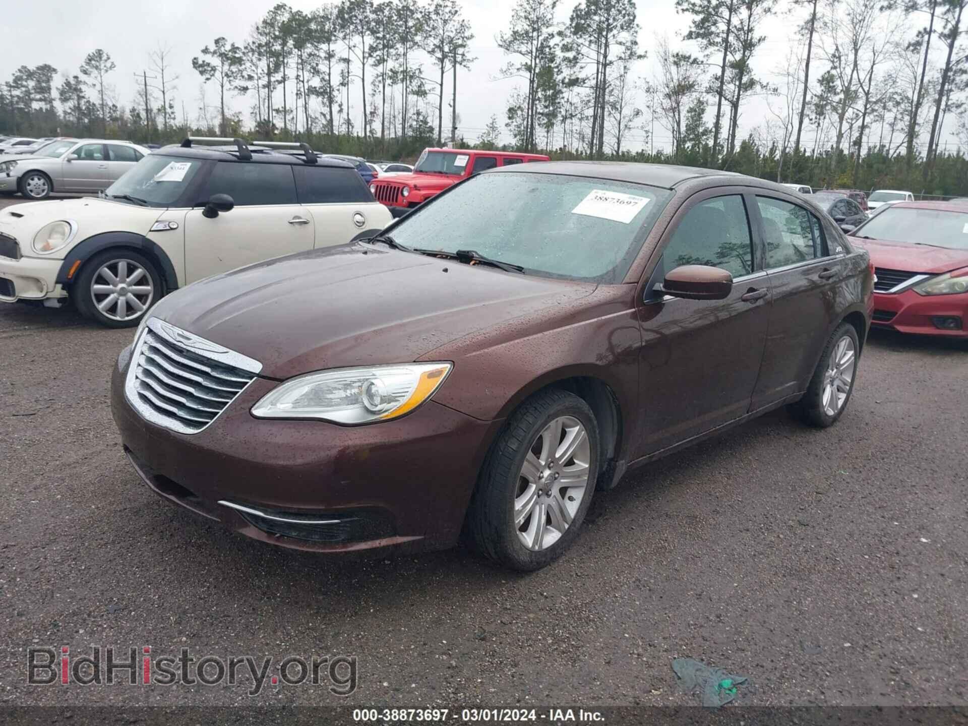 2013 CHRYSLER 200 - VIN: 1C3CCBBB1DN513737 - Photo 2