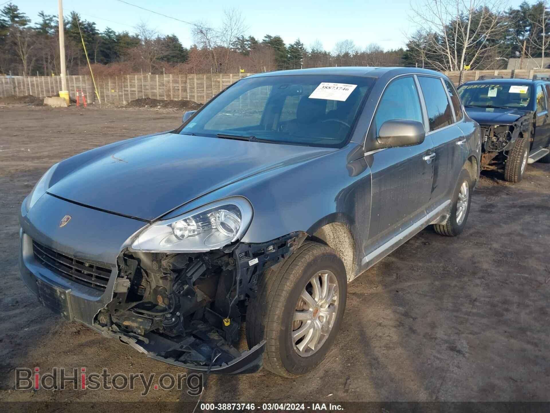 2010 PORSCHE CAYENNE - VIN: WP1AA2AP7ALA04909 - Фото 2